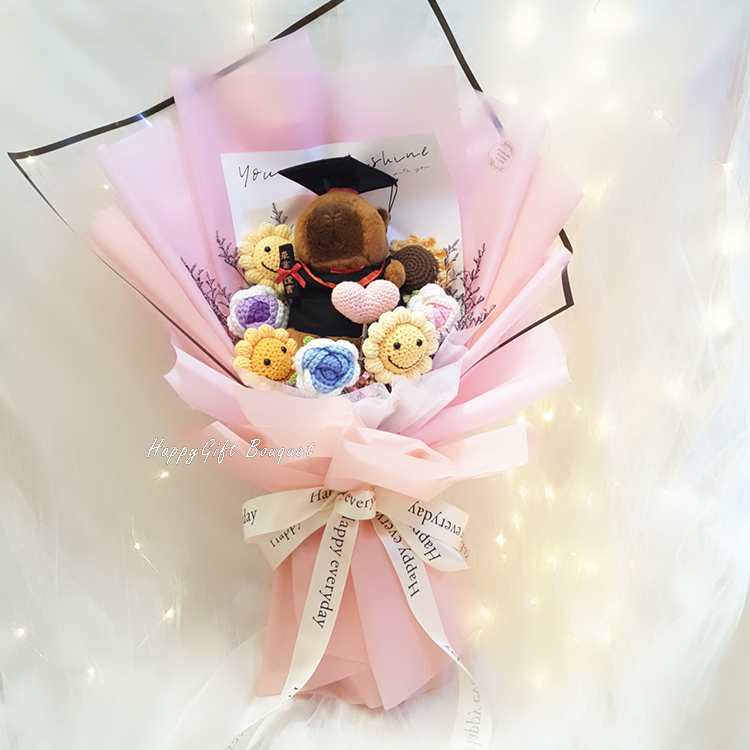 卡比巴拉花束,卡皮巴拉針織花花束,卡比巴拉畢業花束,卡皮巴拉畢業花束,capybara bouquet