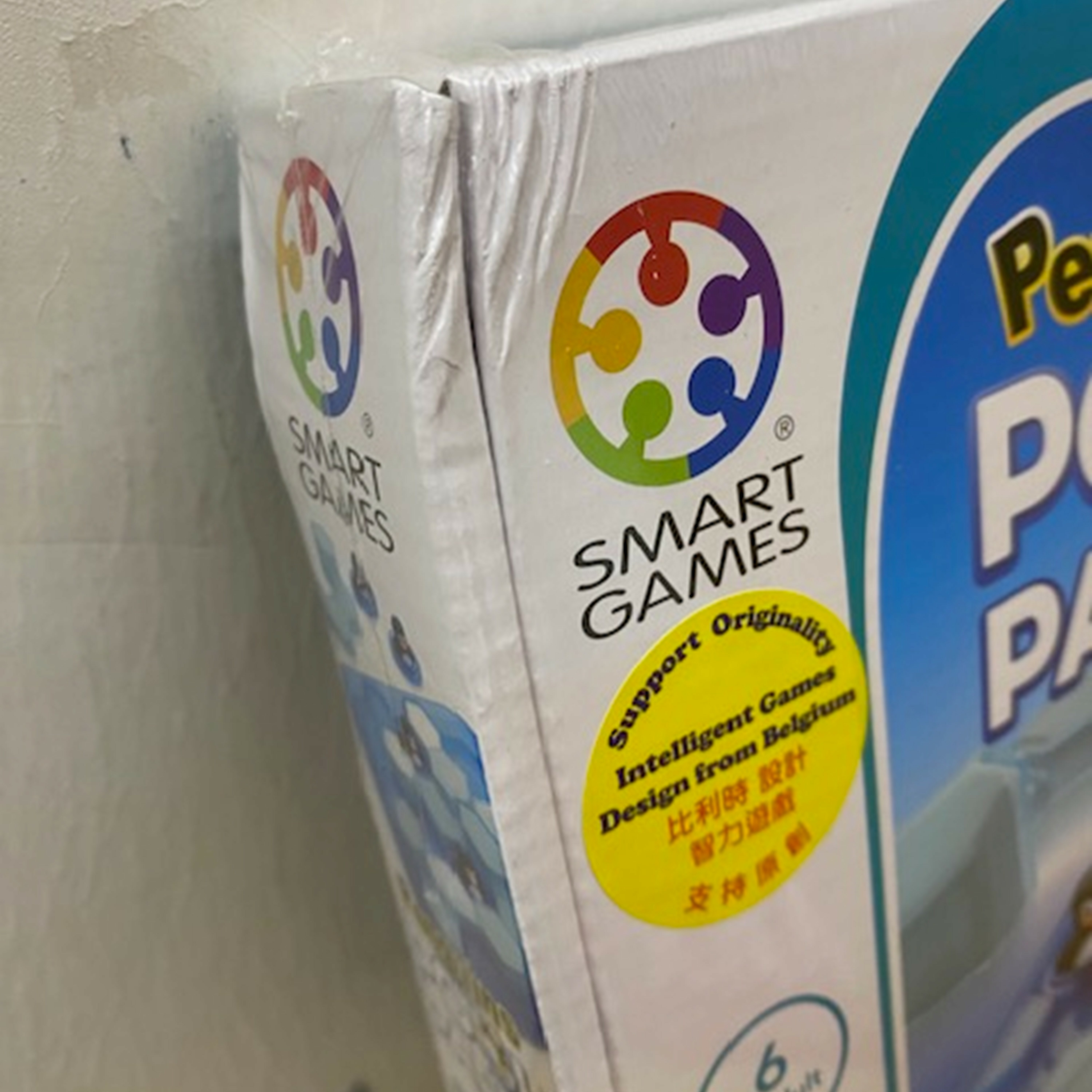 智力邏輯遊戲：企鵝寶寶開派對(瑕疵品：包裝盒損壞)