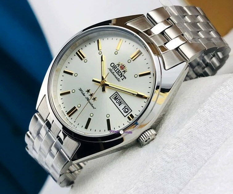 萬年鐘錶 - 東方錶  ORIENT  簡約百搭復古白面經典機械男錶  RA-AB0E10S  錶徑 : 39mm