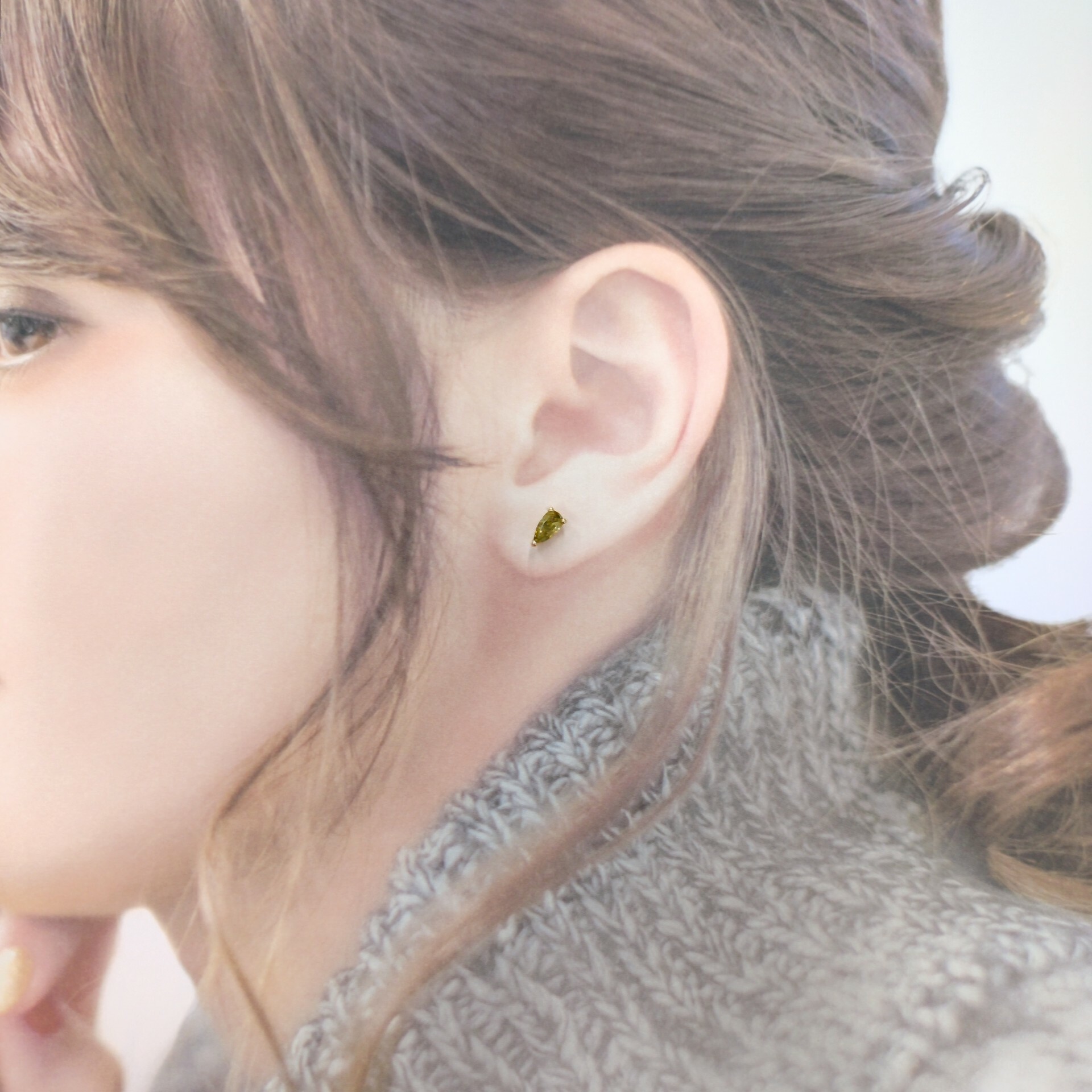 全新18K金【主石1卡1份梨形綠鑽】耳環