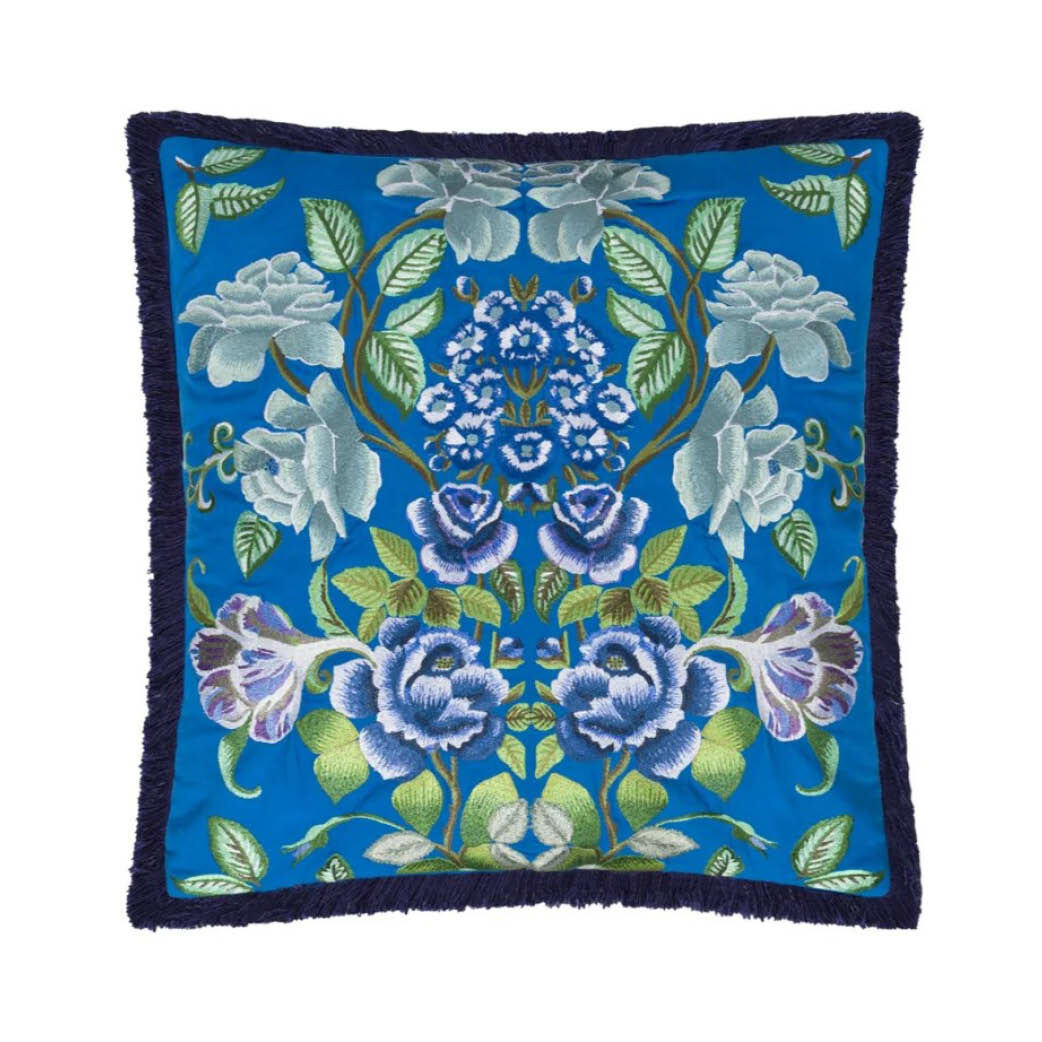 【Designers Guild】Eleonora 藍色花卉刺繡抱枕（預購）