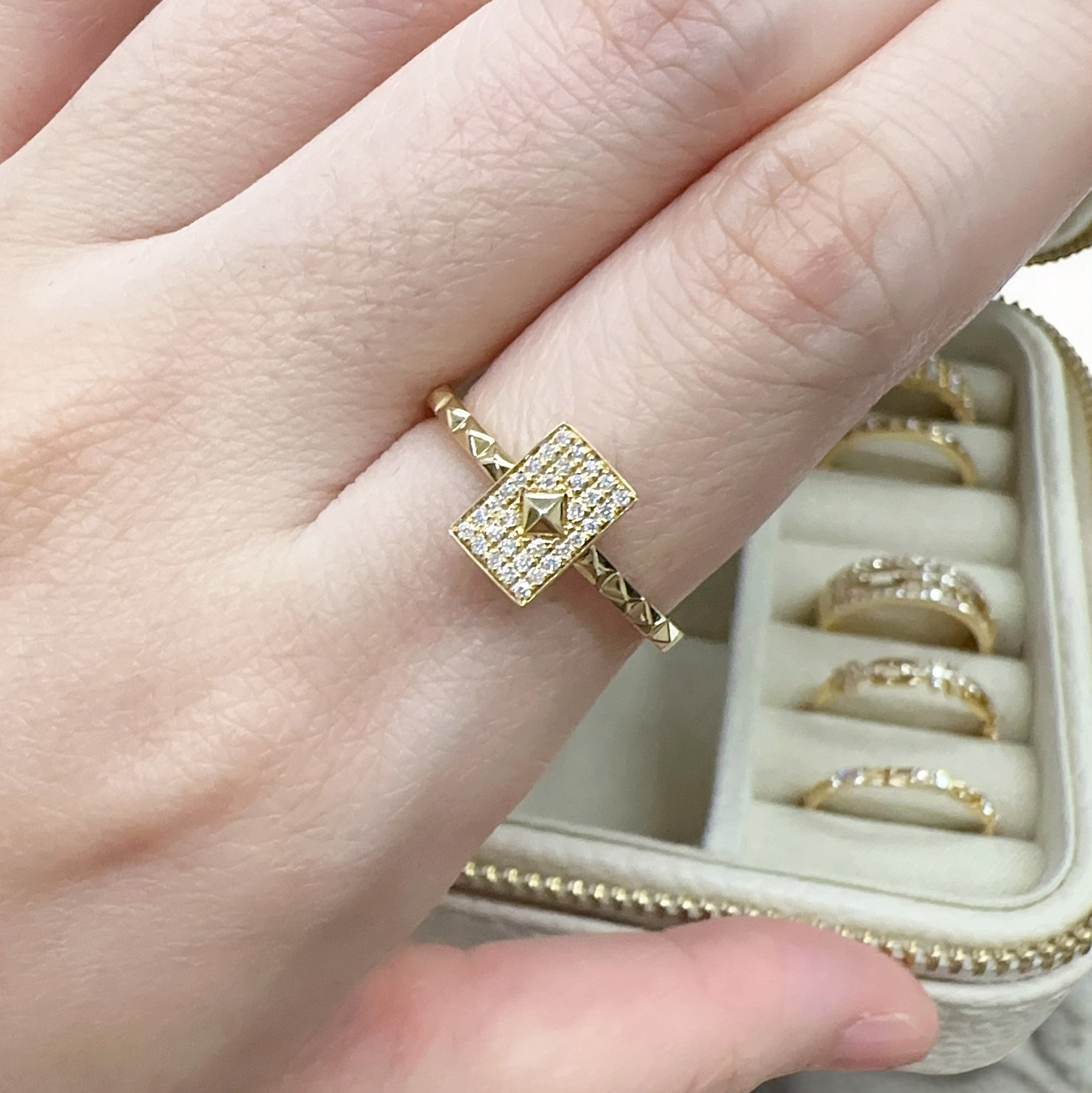 幾何造型鑽石戒指