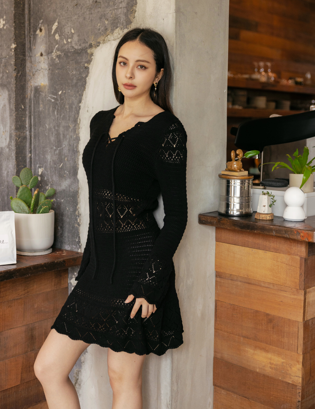 交錯前綁帶針織短洋裝（黑色/3尺寸）