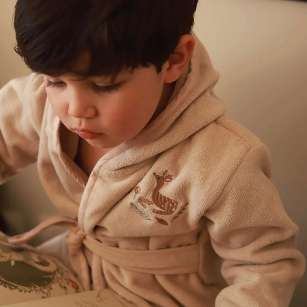 Avery Row 有機棉幼兒連帽浴袍-林地小鹿