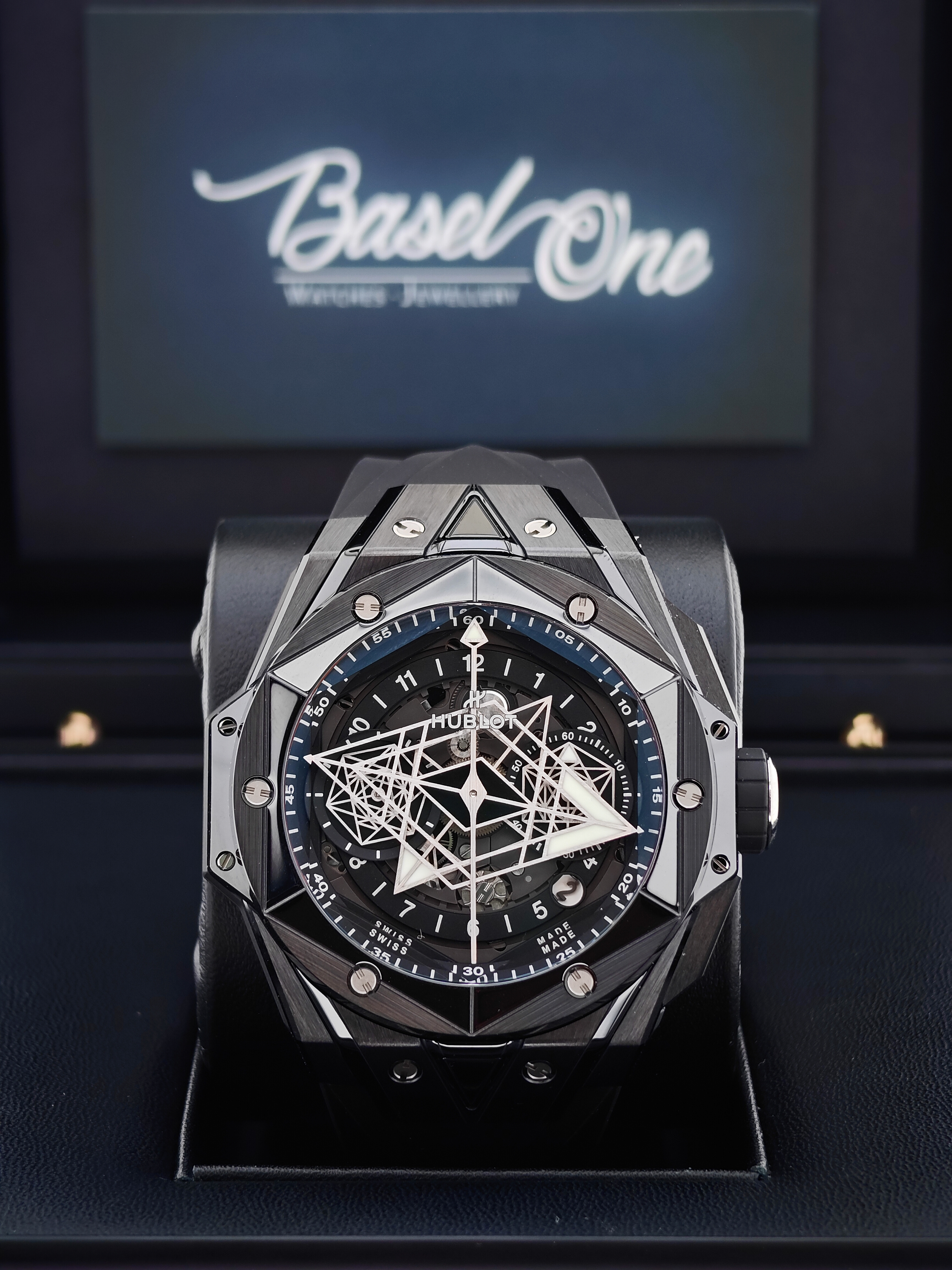 BRAND NEW HUBLOT 418.CX.1107.RX.MXM22 BIG BANG SANG BLEU II TATOO black CERAMIC 45MM boutique exclusive limited 200 pcs