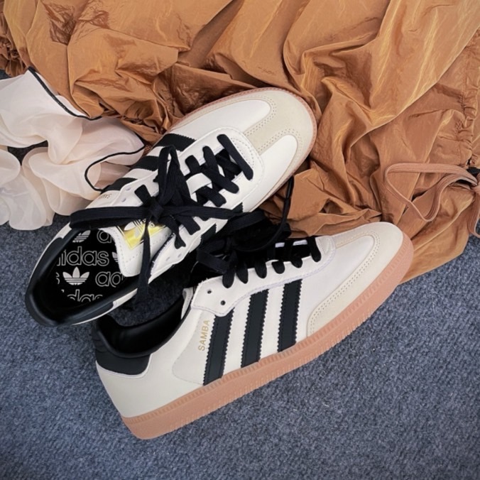 <連線代購商品>ADIDAS SAMBA OG 奶油黑金 焦糖底 德訓鞋 T頭鞋 低筒休閒鞋【ID0478】