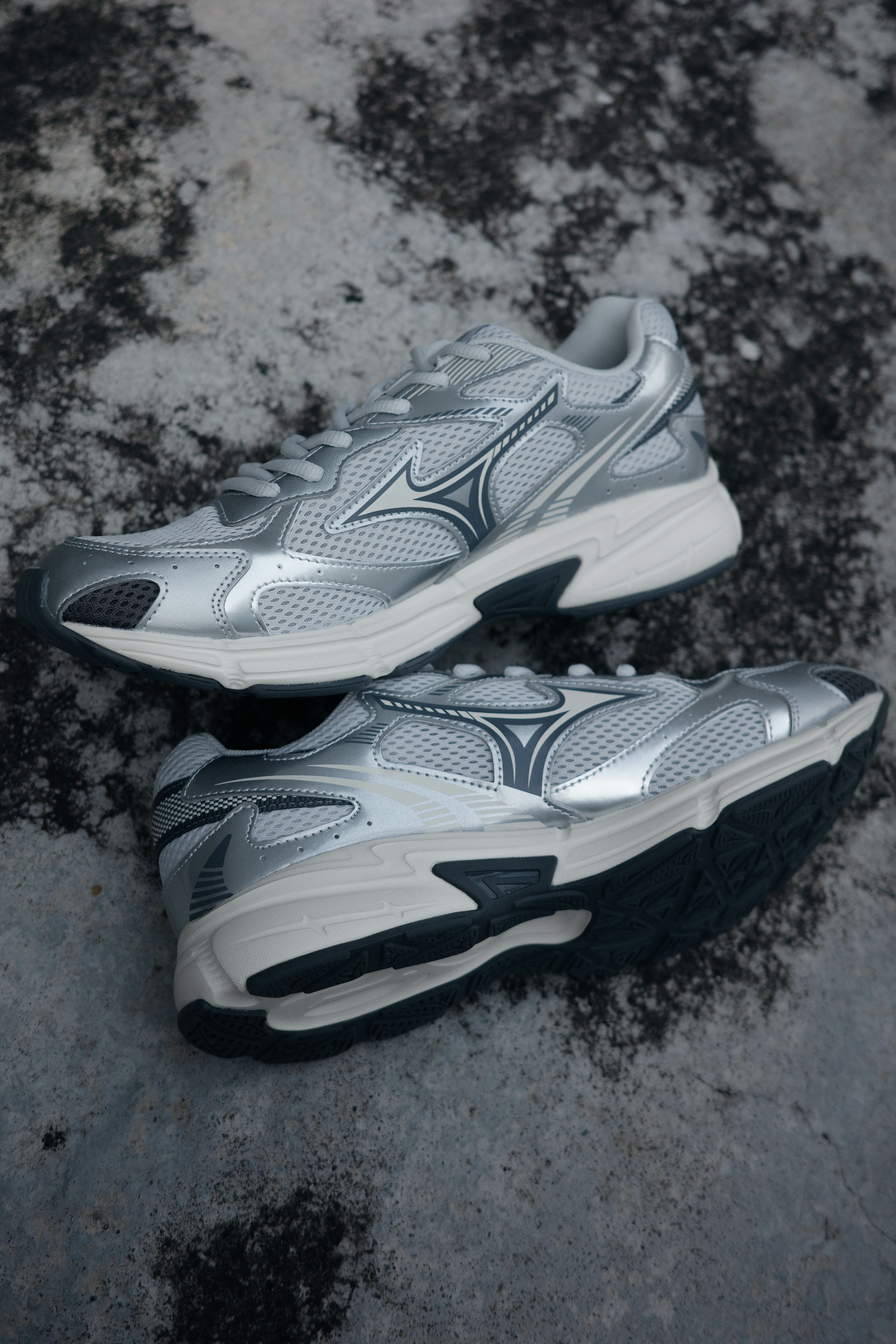 MIZUNO Speed 2k 舒適百搭 回彈 休閒鞋 銀灰 冰川灰 D1GH222917