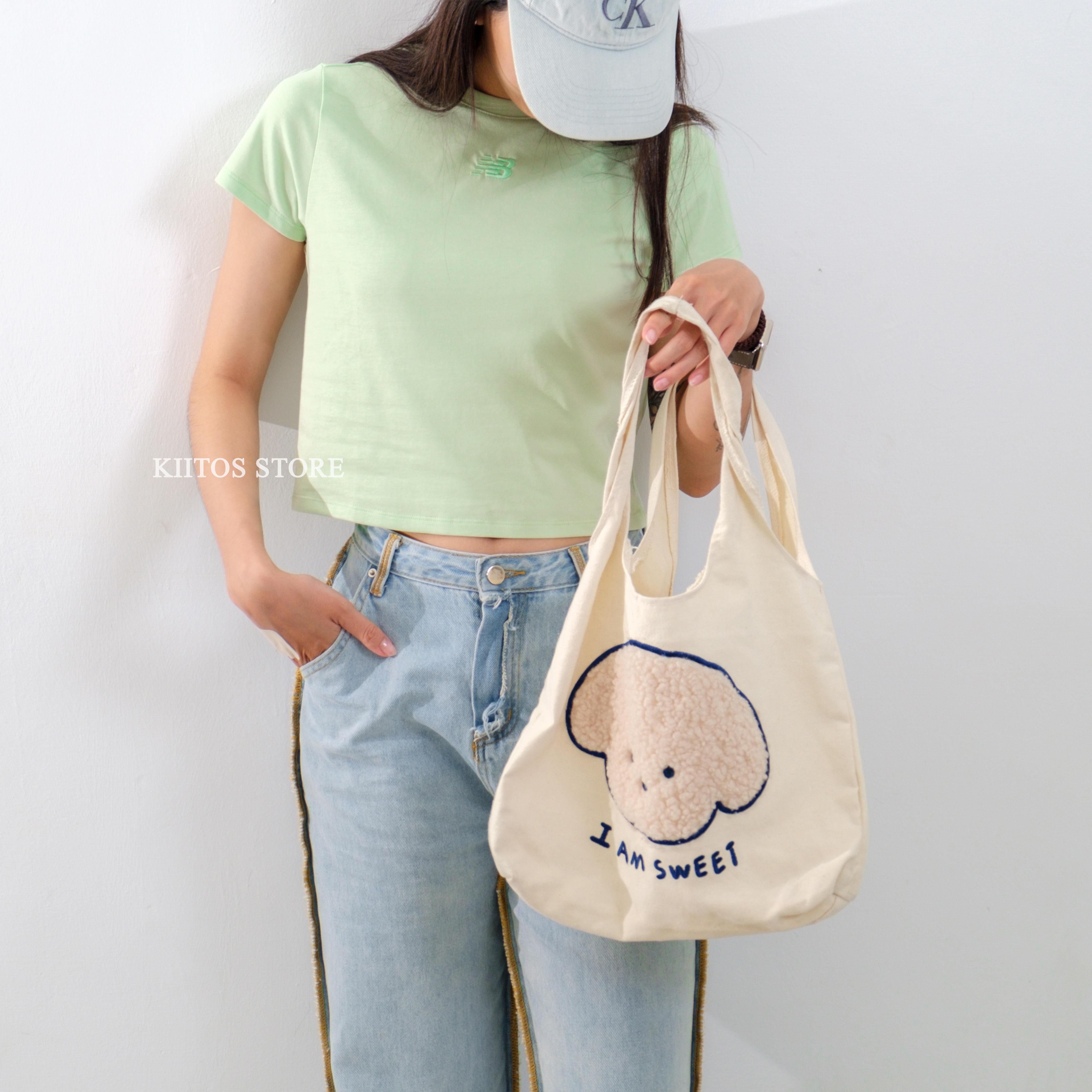 【現貨】IU實著 New Balance Essential Central 經典Logo 短版 上衣 T-Shirt