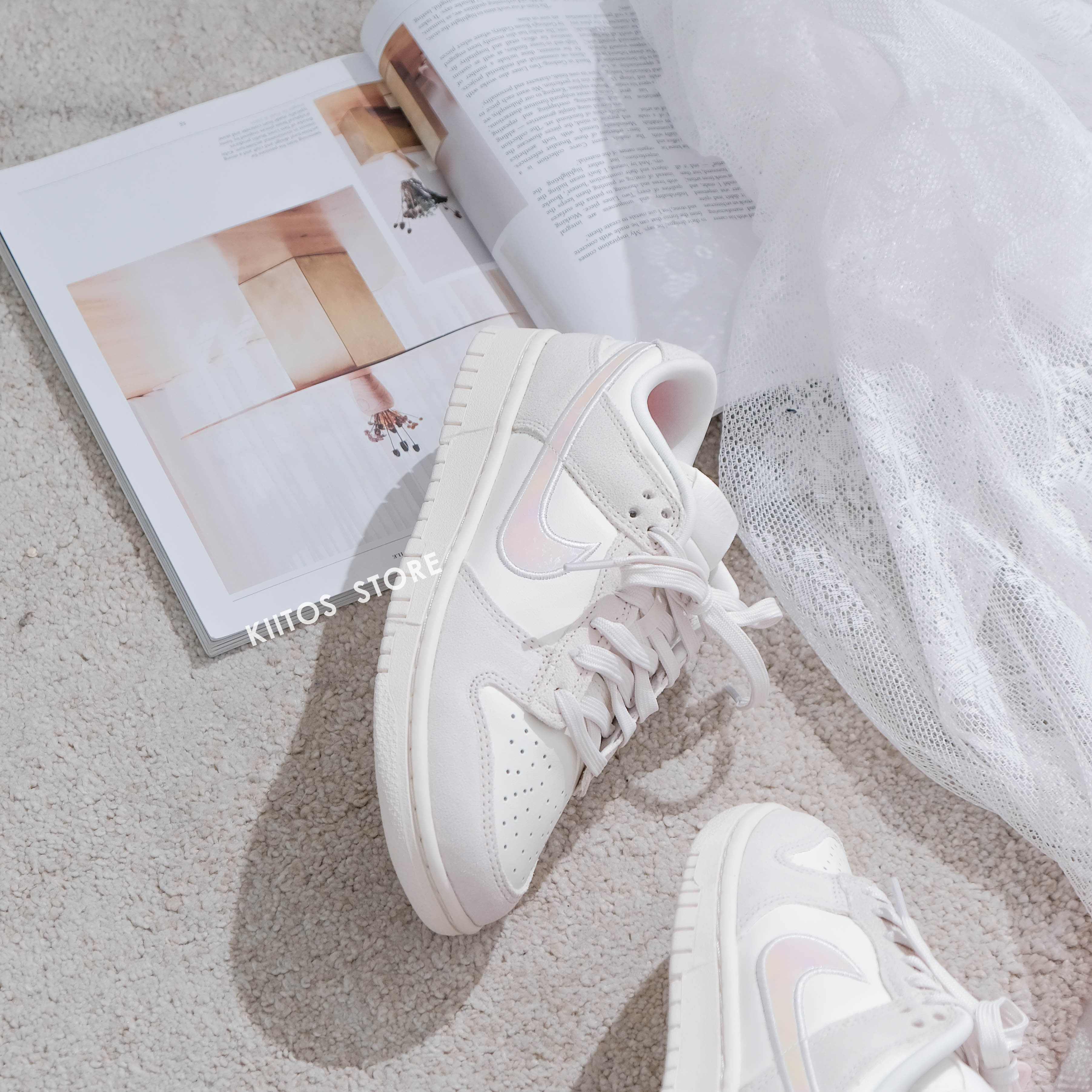 Nike Dunk Low "lridescent Swoosh" 麂皮米灰 炫彩雷射勾 HF5074-133