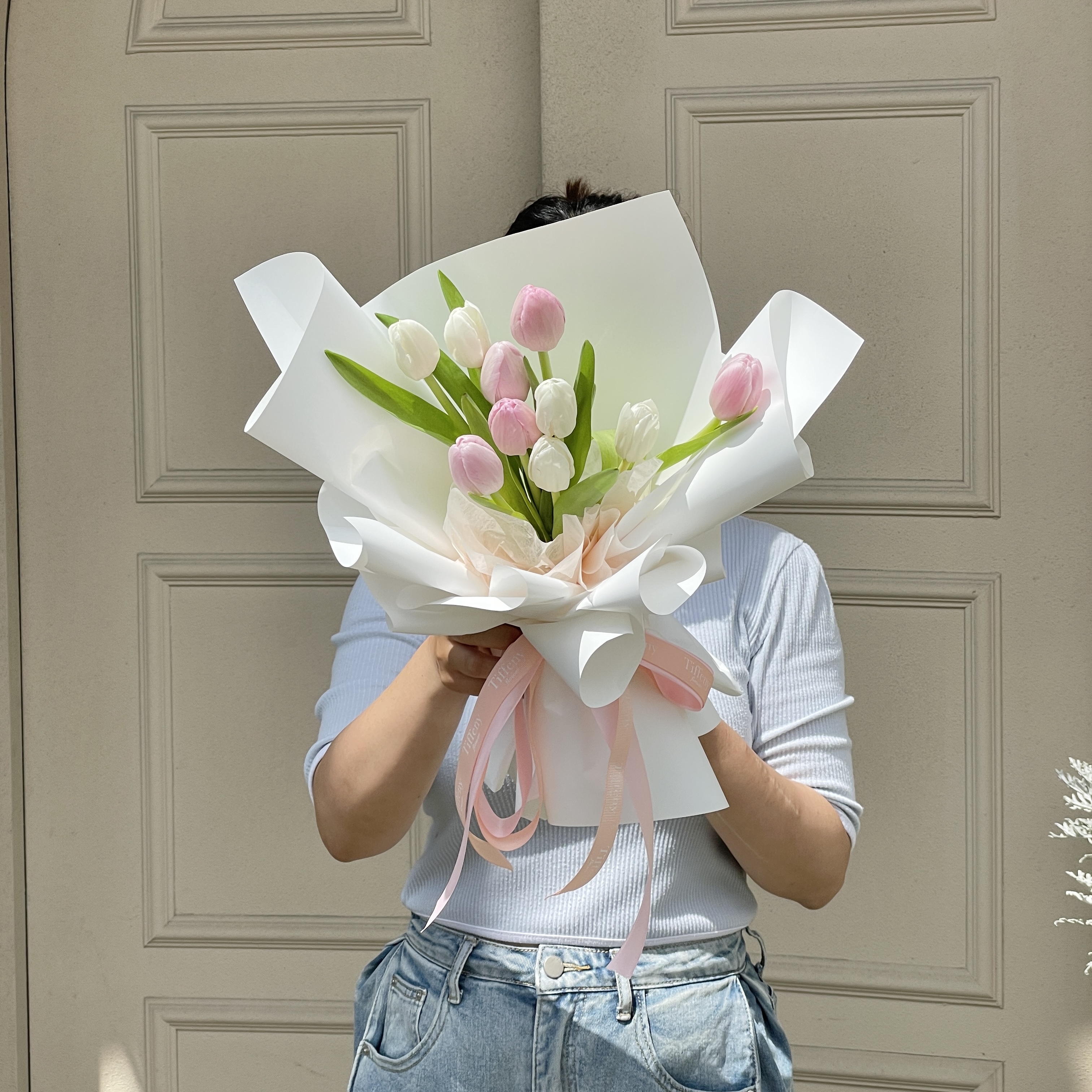 粉雪公主的小姊姊鬱金香花束