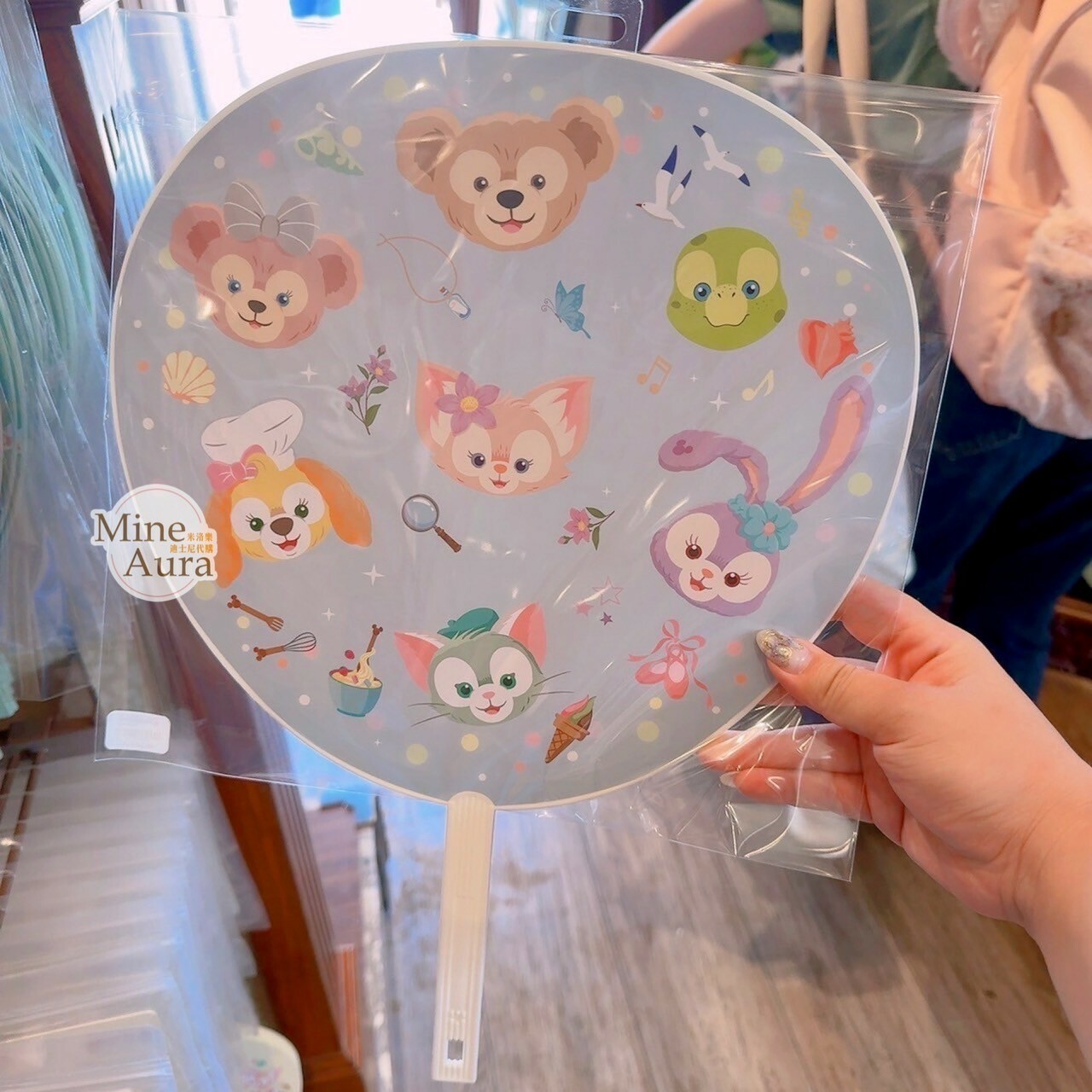 達菲 Duffy 與好友們 滿版 大頭 圖案 手持扇 扇子 -香港迪士尼樂園