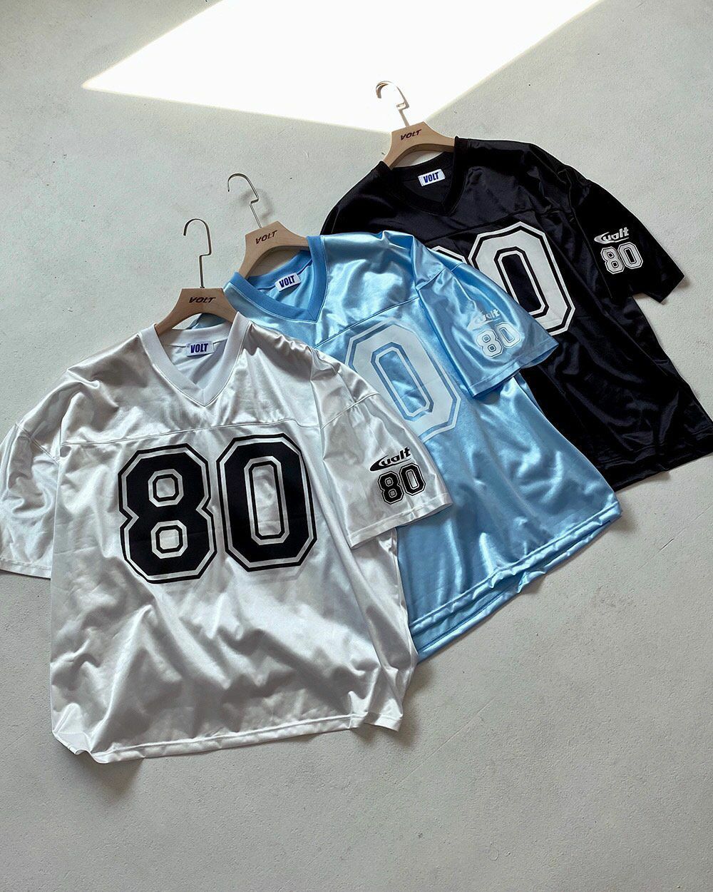 V領數字短袖Tee VOLT-052T