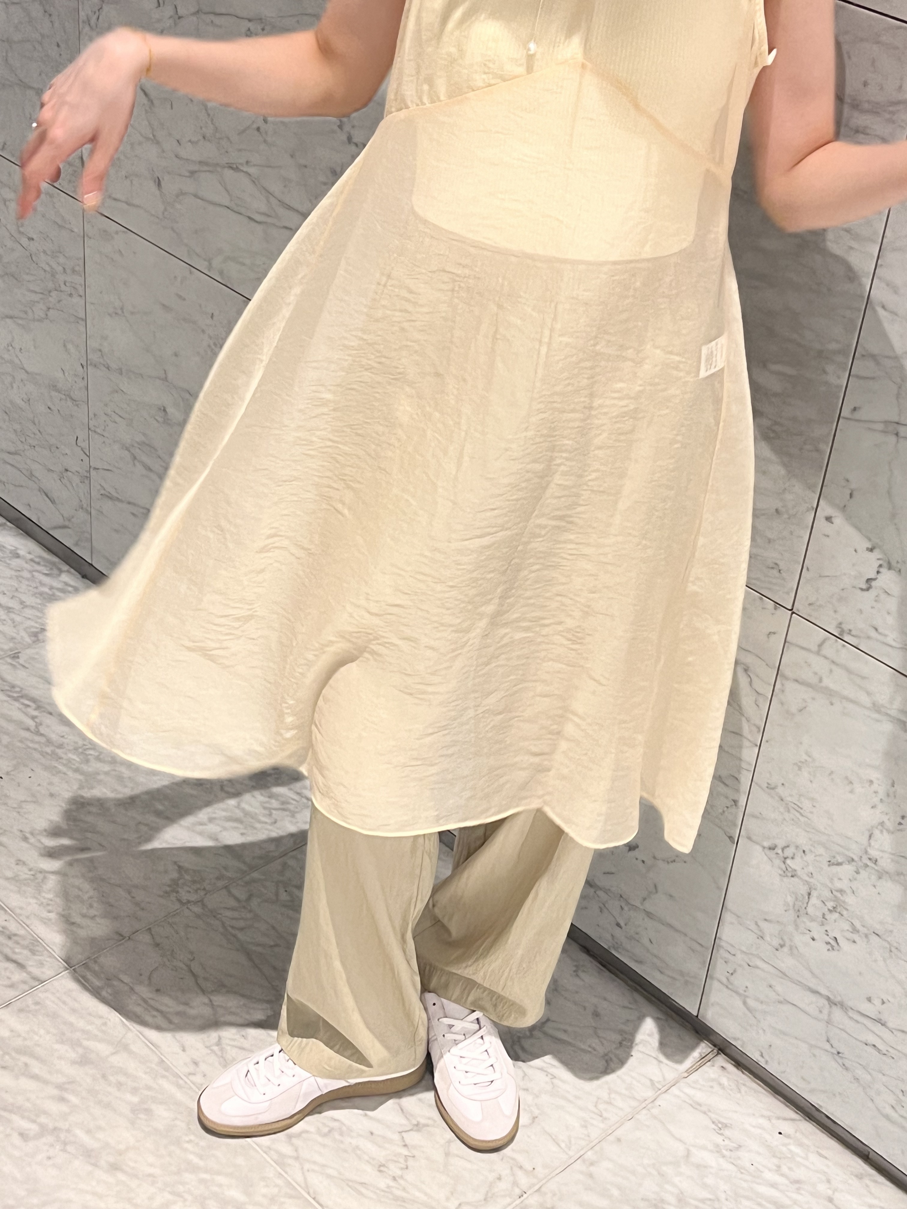 仙女下凡裙擺搖搖背心衣/2色均碼/淺黃