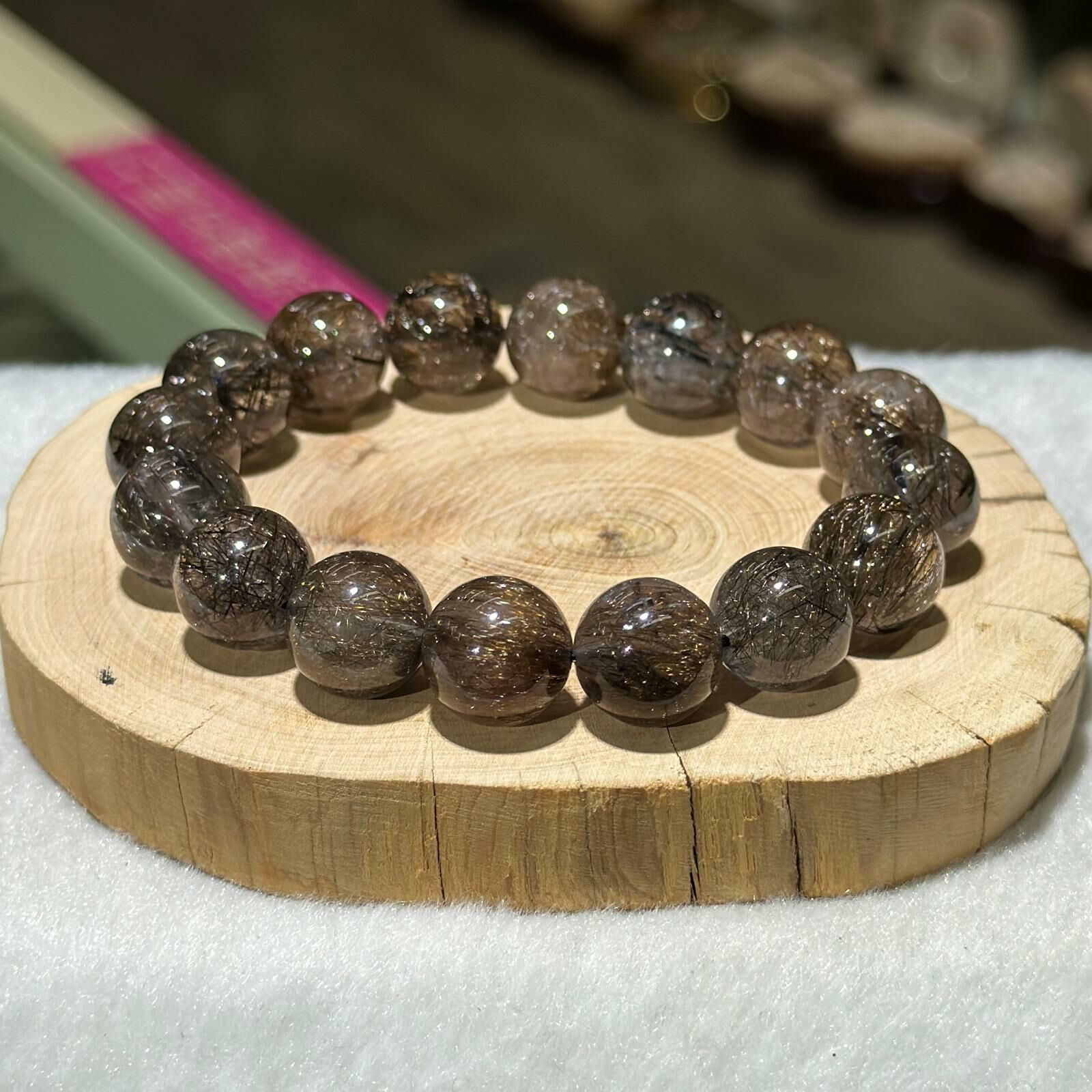 大m💫黑銅髮晶手串 13 mm +/-