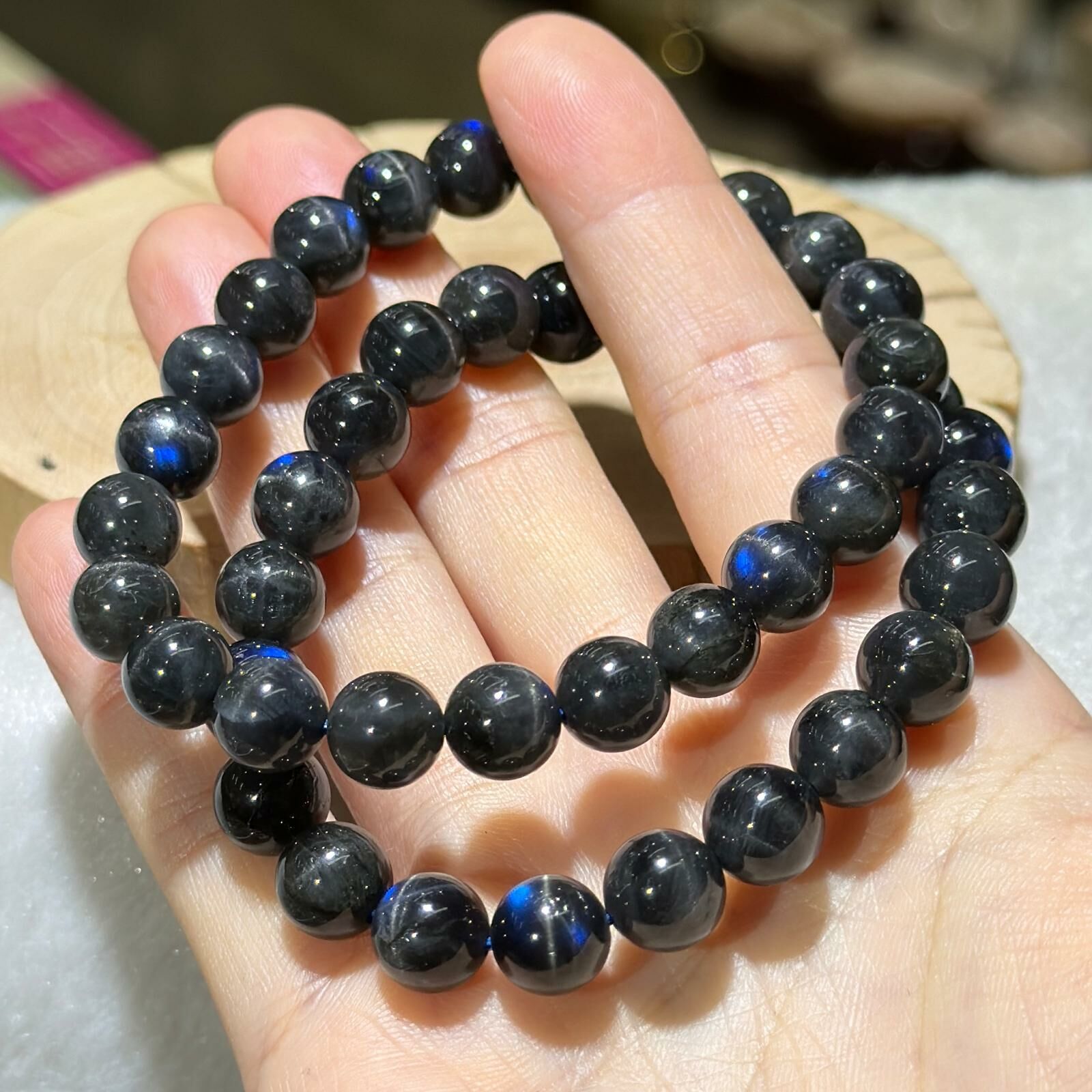 貓眼強光✨黑拉長石手串 8.5 mm +/-