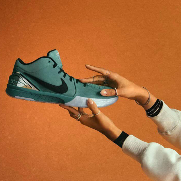 Nike Zoom Kobe 4 Protro "Girl Dad" 綠麂皮 籃球鞋 FQ3545-300