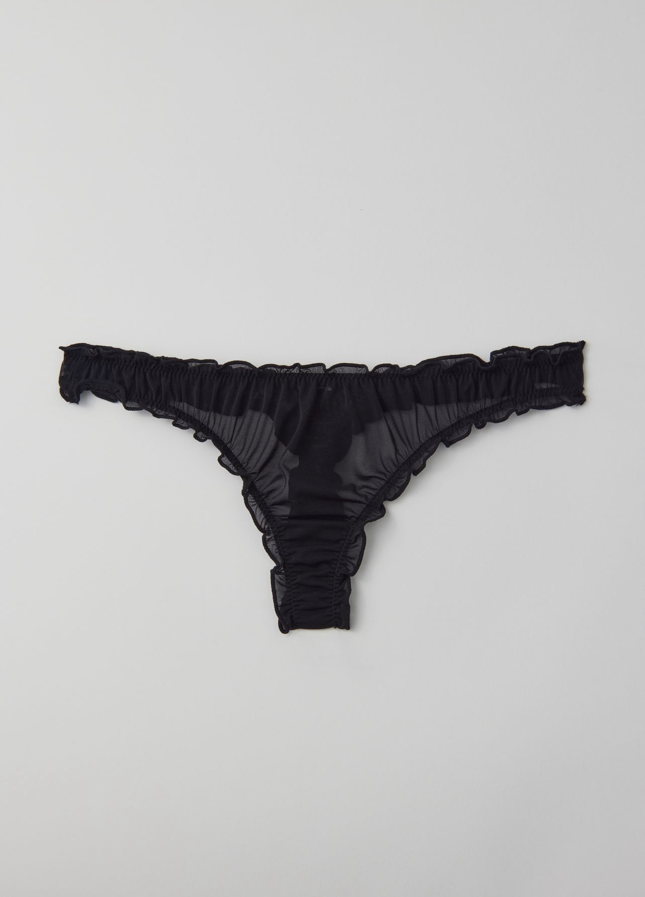 UO 皺皺彈性紗丁字褲Out From Under Thong
