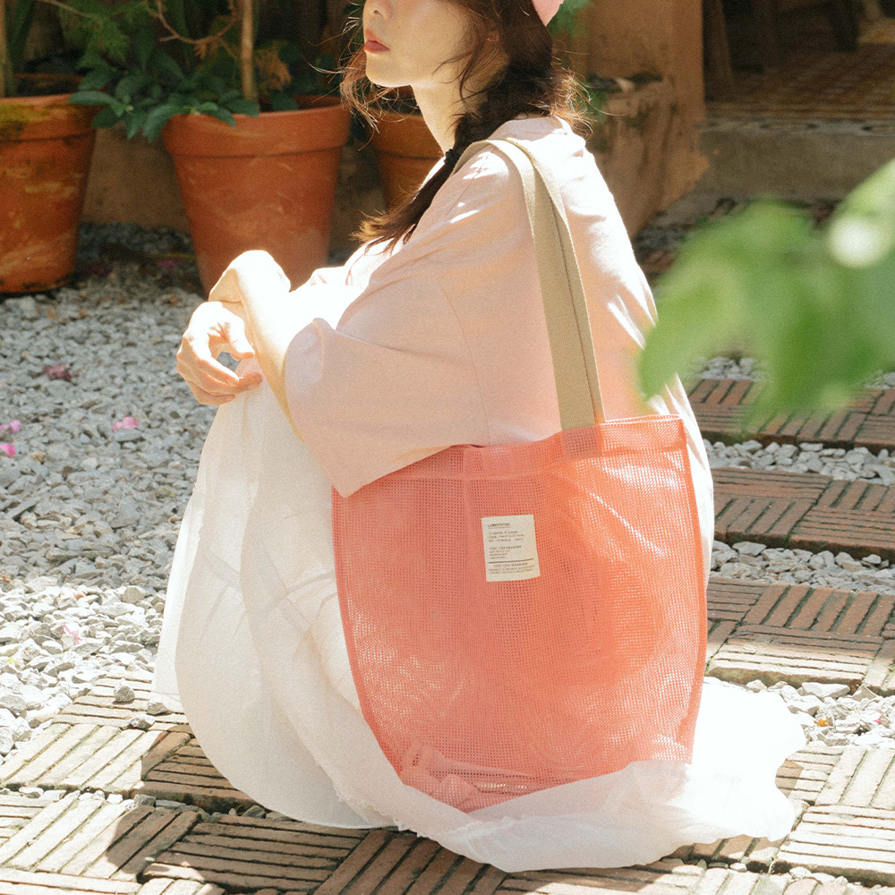 Color-matching mesh hole-out label shoulder bag sold in six colors【06020146】in stock+pre-order