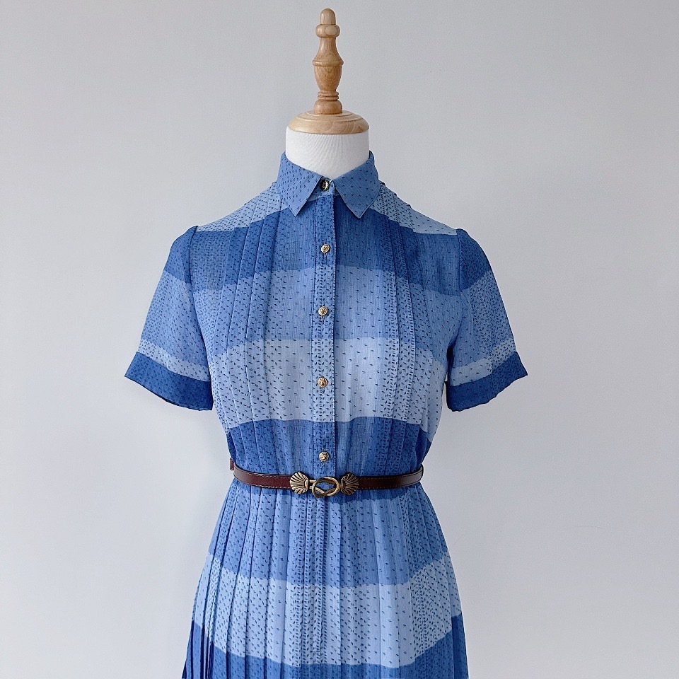 文青感深淺藍間條短袖連身裙