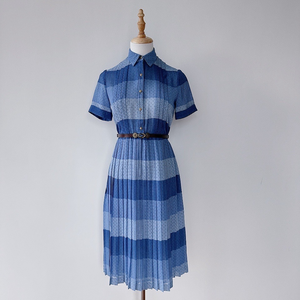 文青感深淺藍間條短袖連身裙