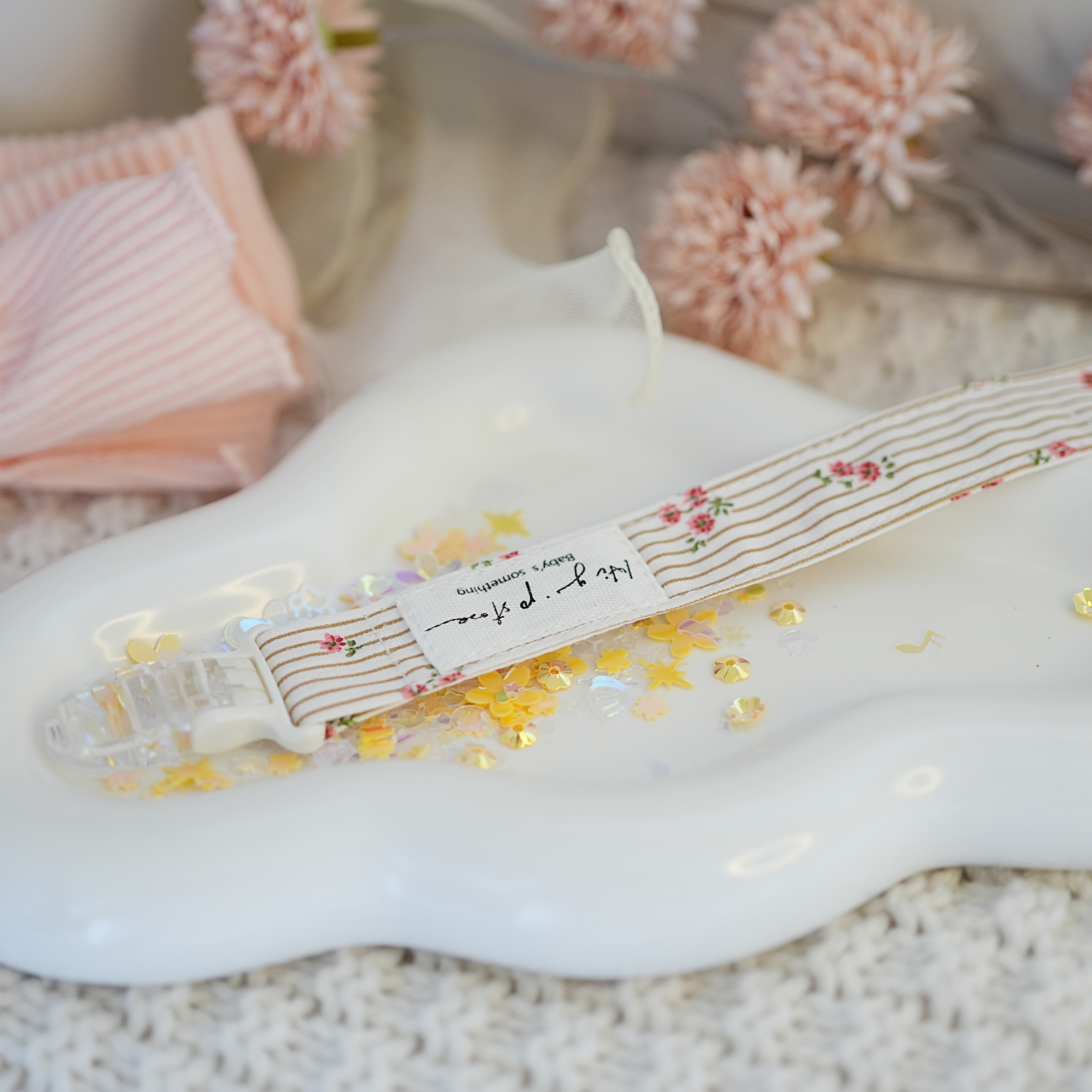 Hi Y.P store-鱷魚夾-優雅薔薇