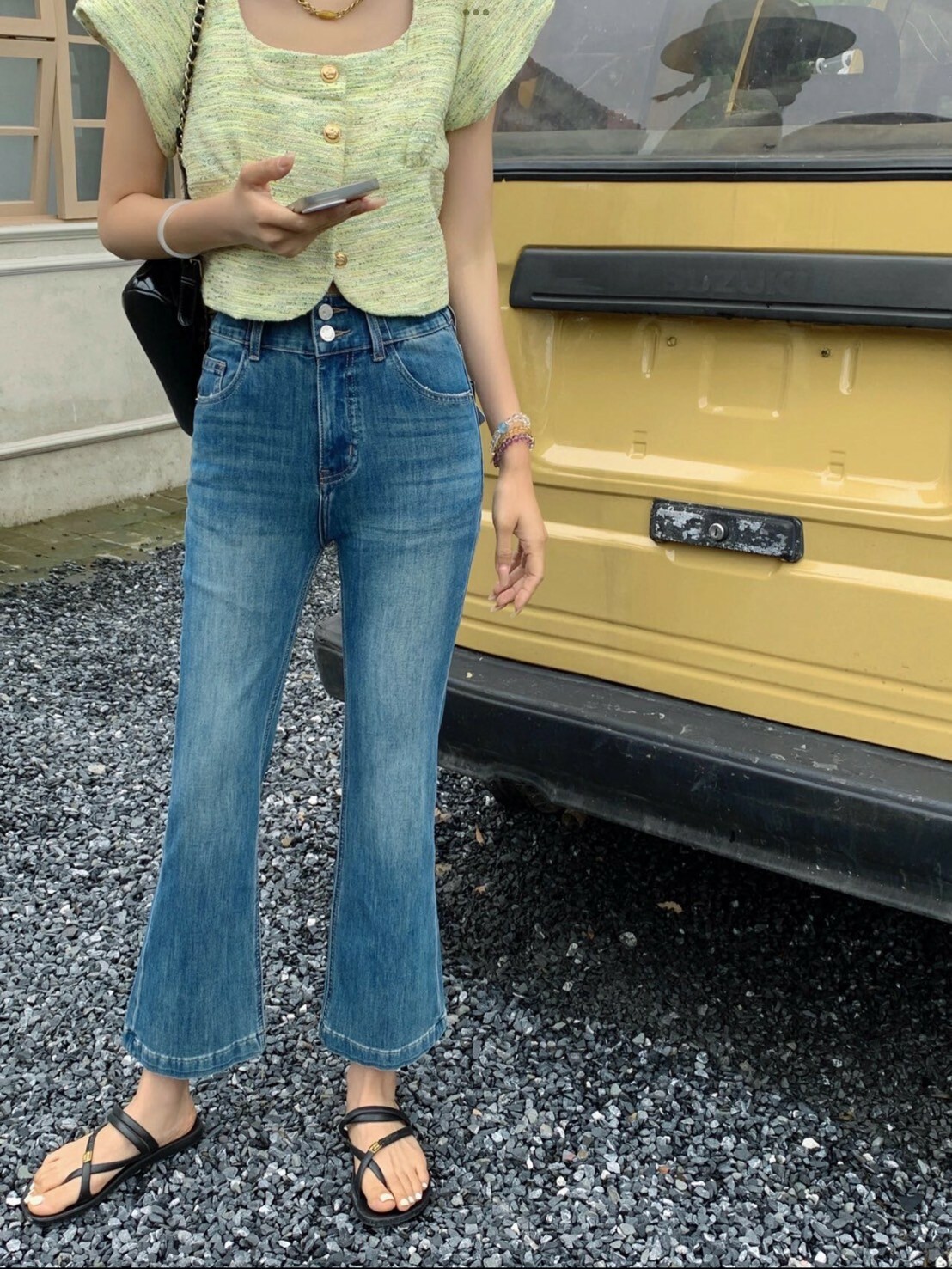 超彈力顯瘦微喇叭九分牛仔褲(黑皮標m銀飾)