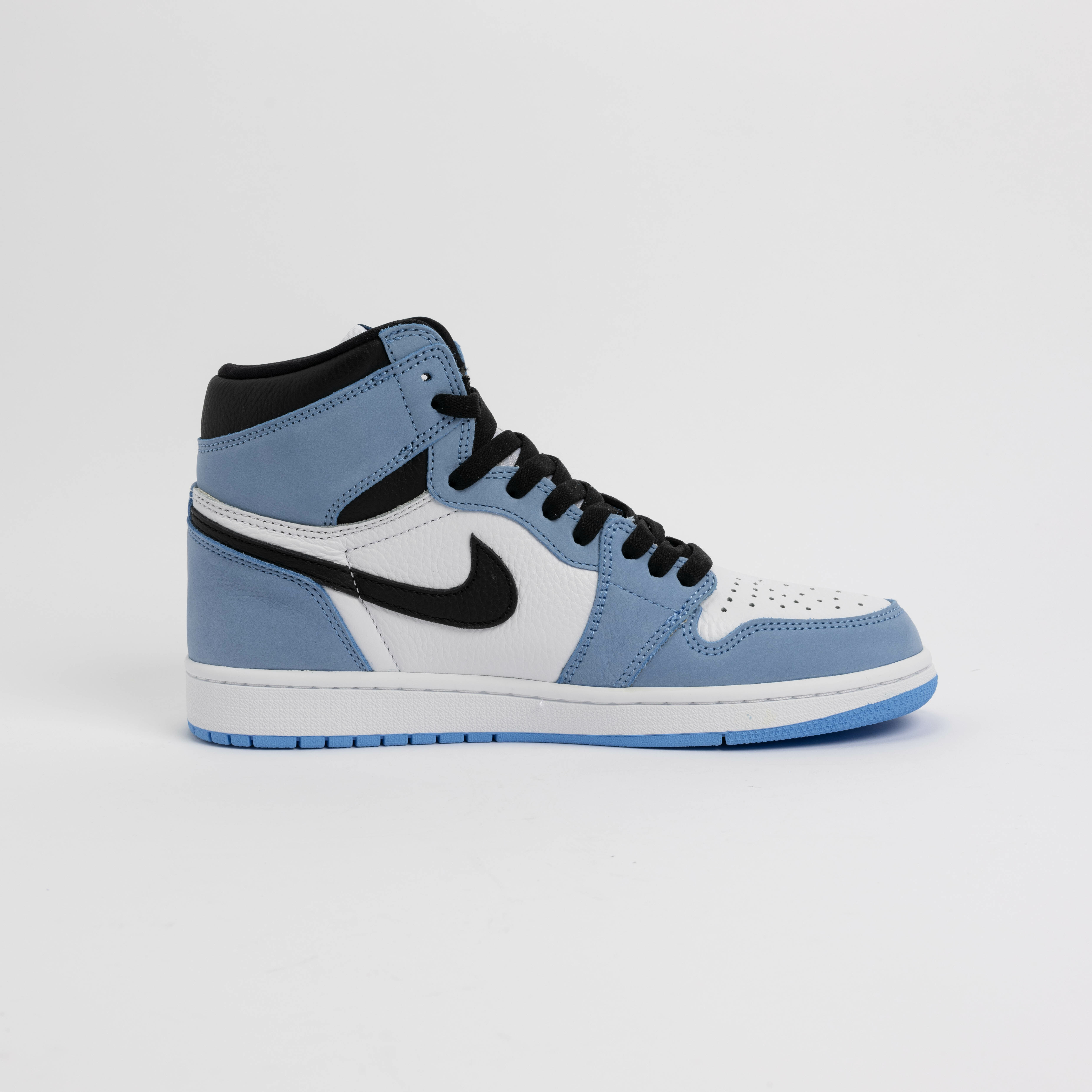 【瑕疵商品105】-(B11)-AIR JORDAN 1 RETRO HIGH OG “UNIVERSITY BLUE BLACK"-555088 134