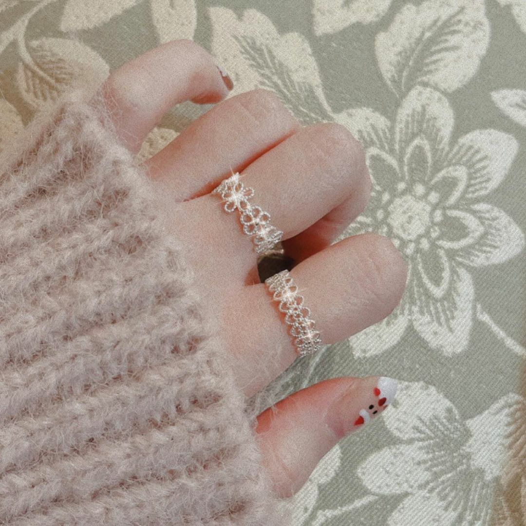 簍空純銀花花跟蕾絲開口戒