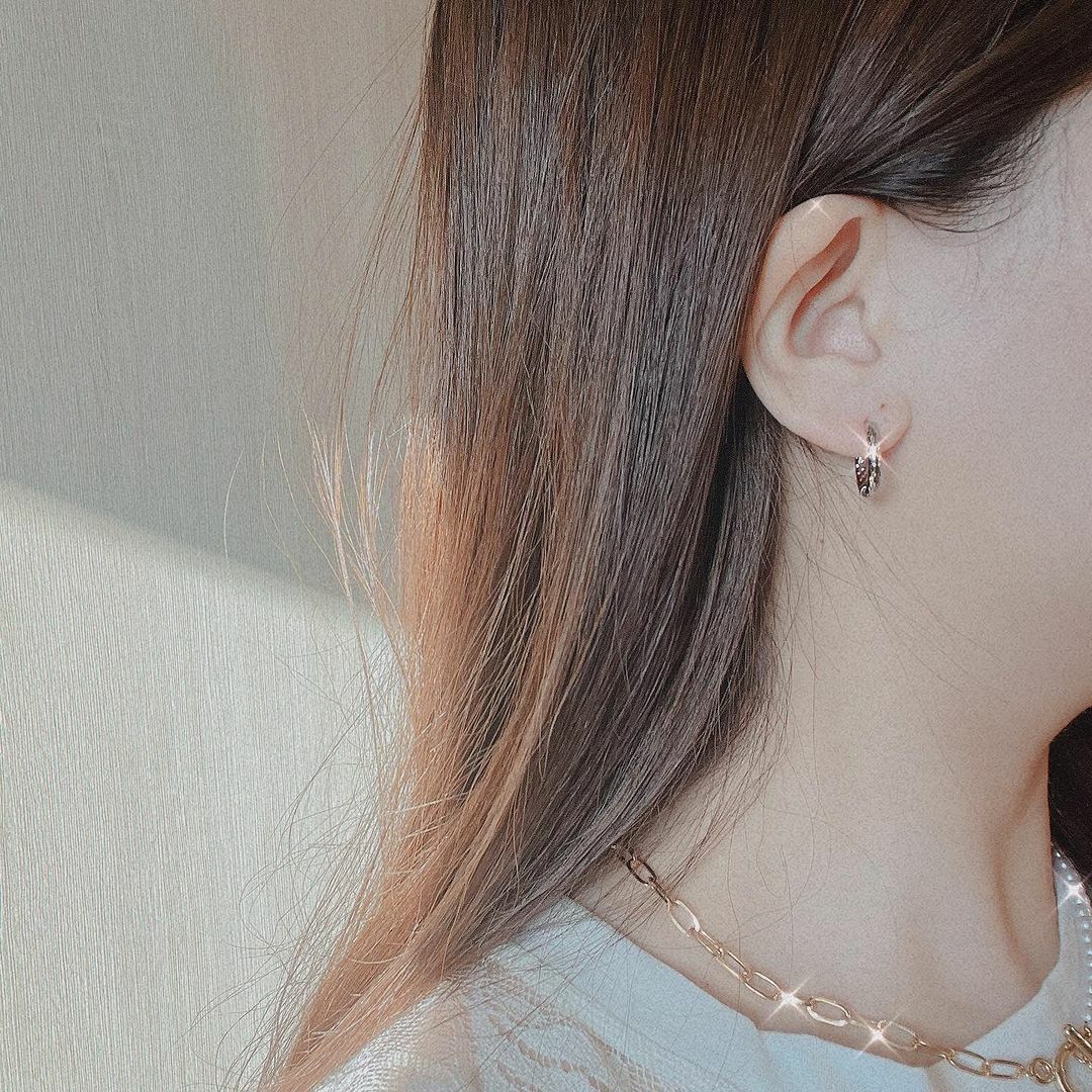 美麗閃亮的水波紋路不褪色醫療鋼耳扣