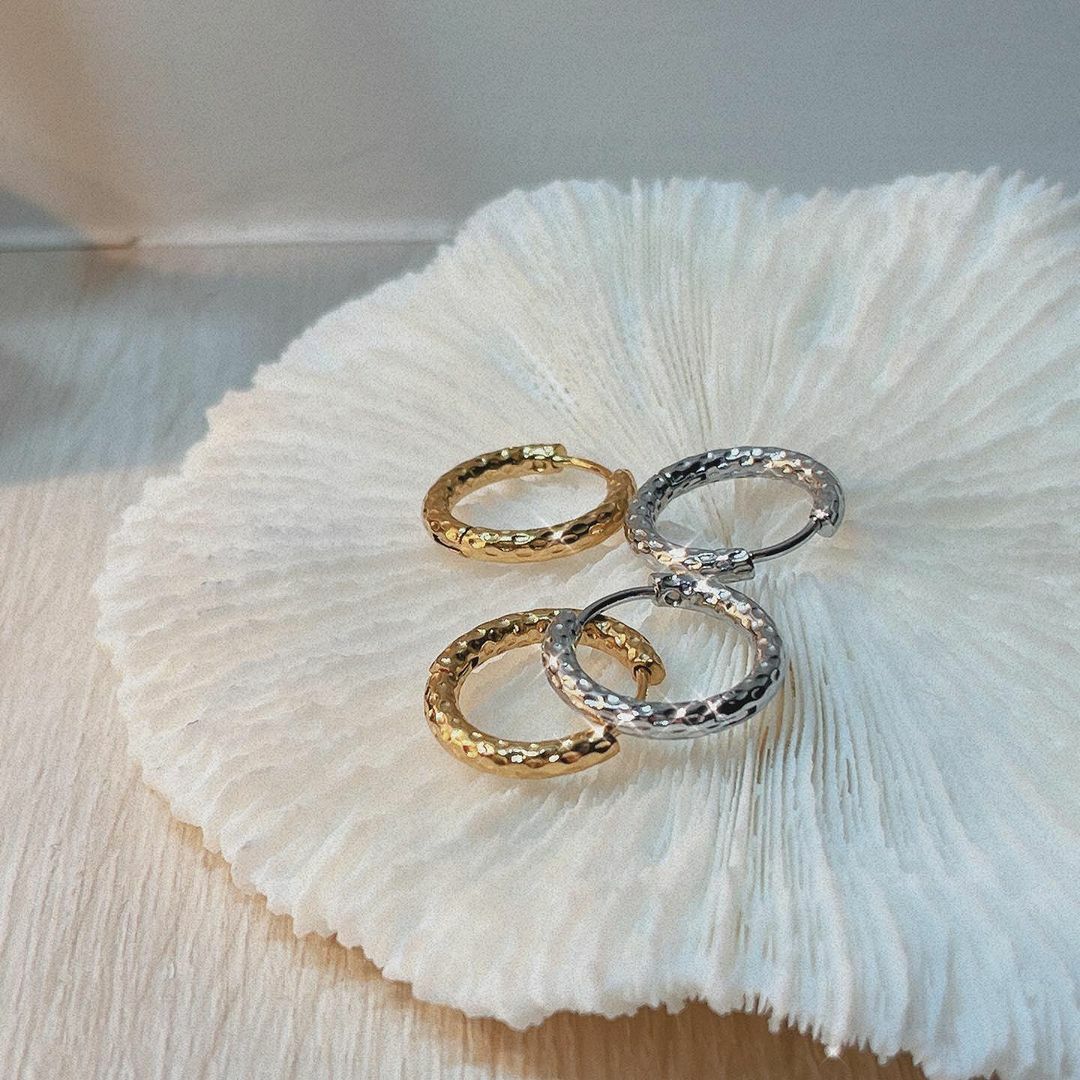 美麗閃亮的水波紋路不褪色醫療鋼耳扣