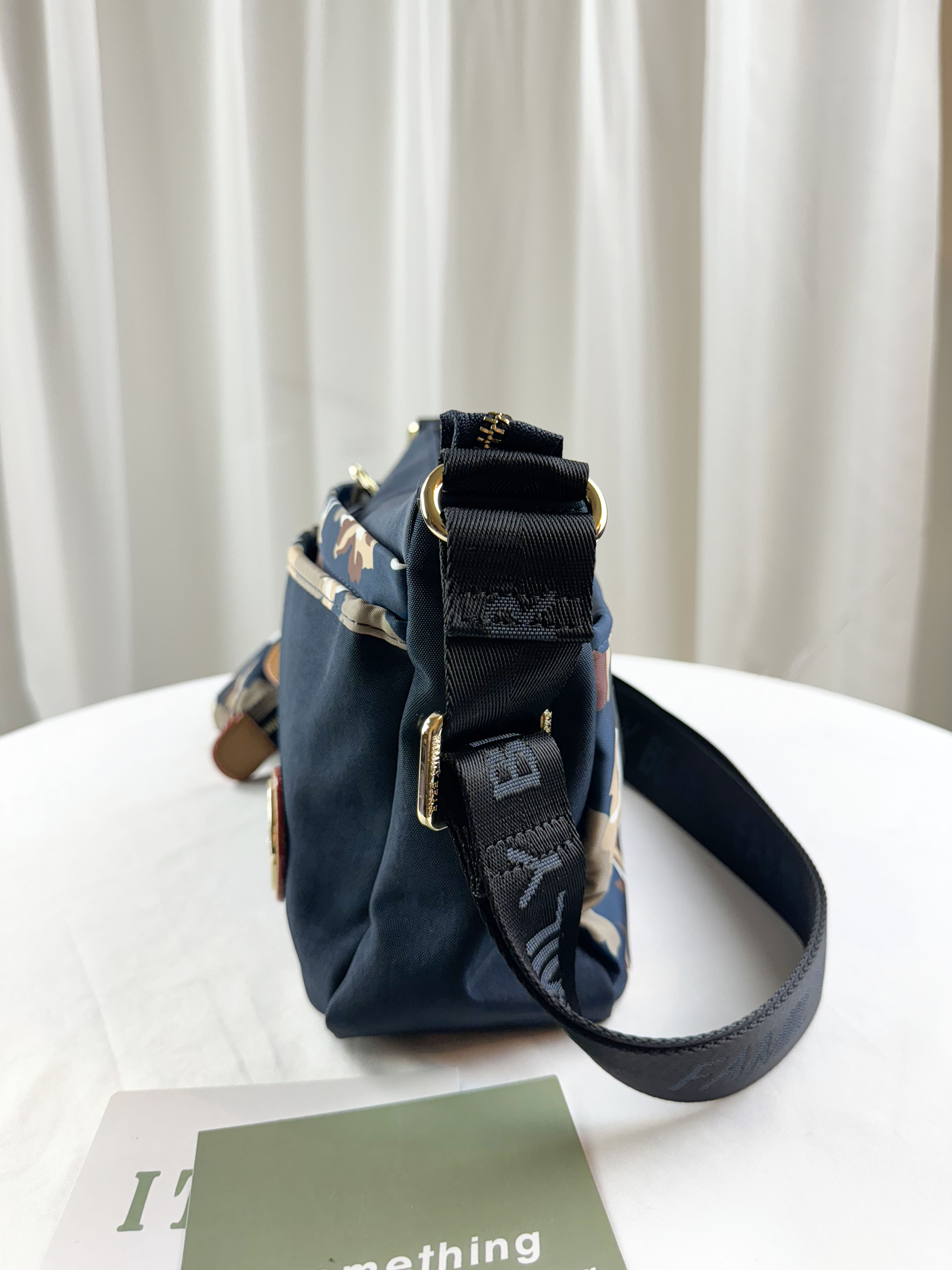 FamilyBear 蝴蝶花拼接藍防潑水側背包 附零錢包  #2746