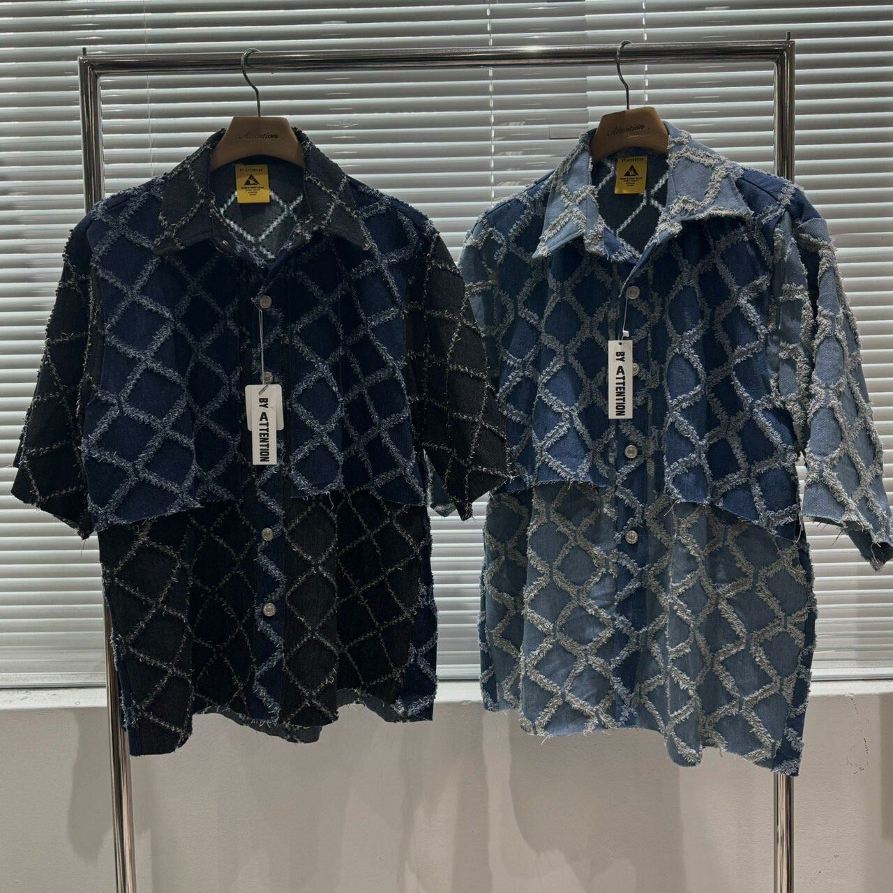 菱格短袖牛仔恤衫 BY ATTENTION-209S