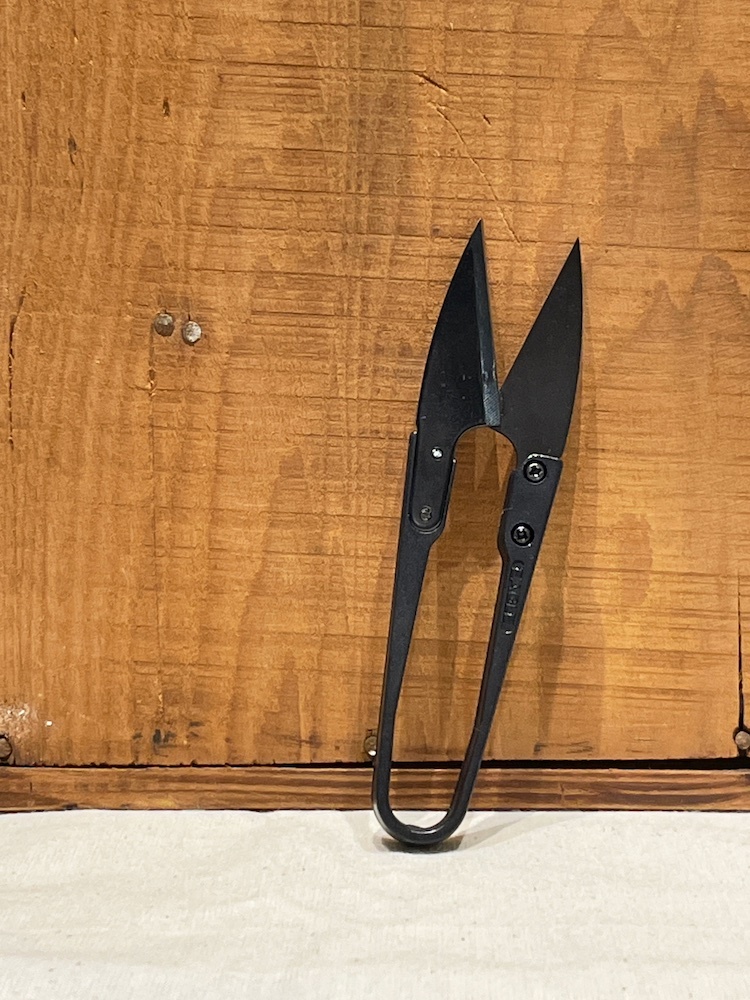 鷹牌 - 黑鋼紗剪