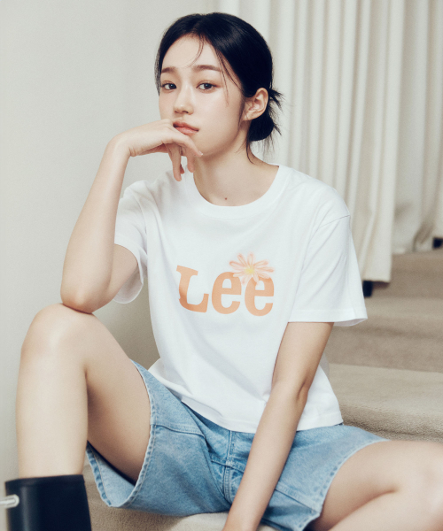 【代購】 LEE Women Graphic Crop 花LOGO 短版 短袖 短T LE2402ST62
