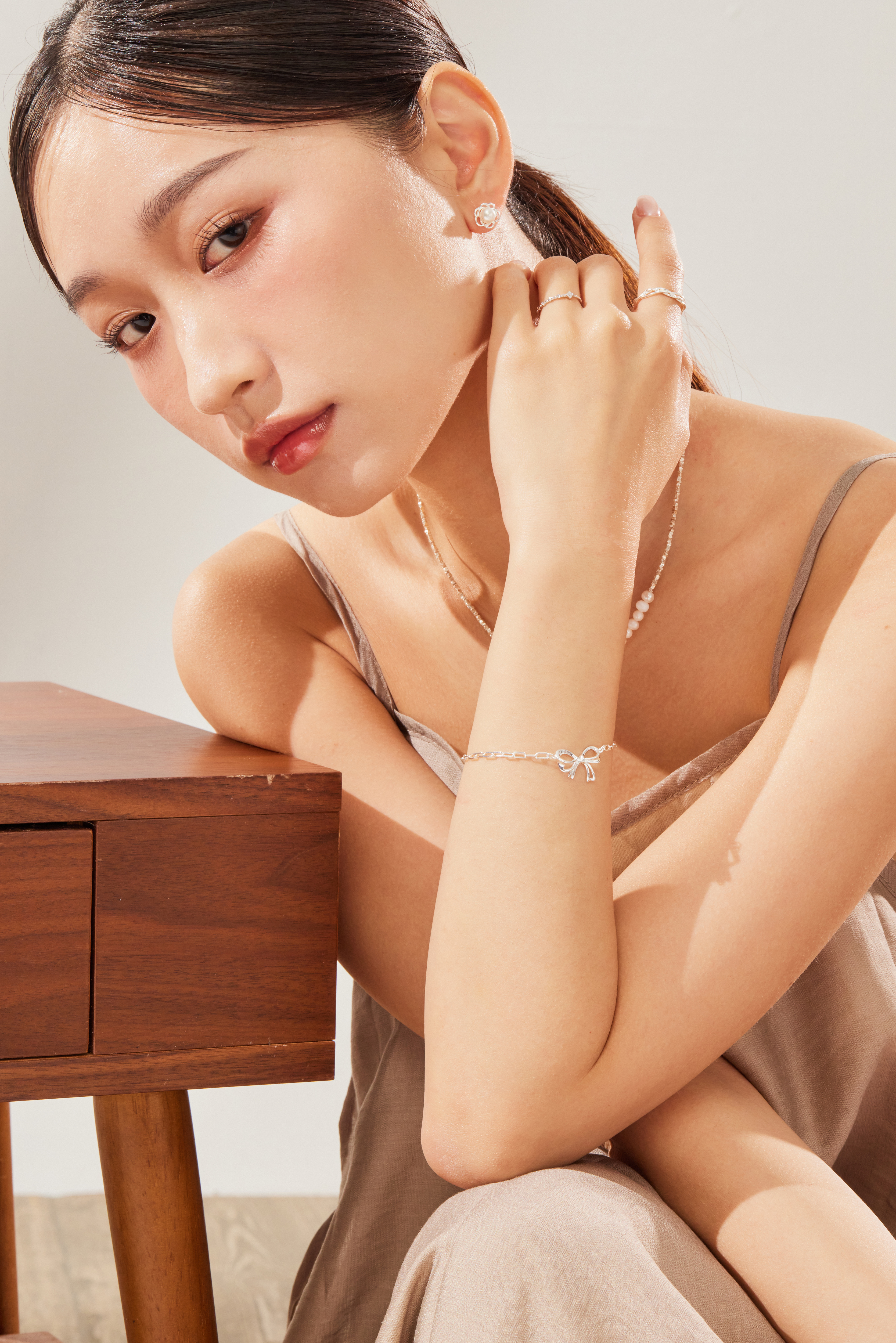 B227 |  純銀蝴蝶結手鍊