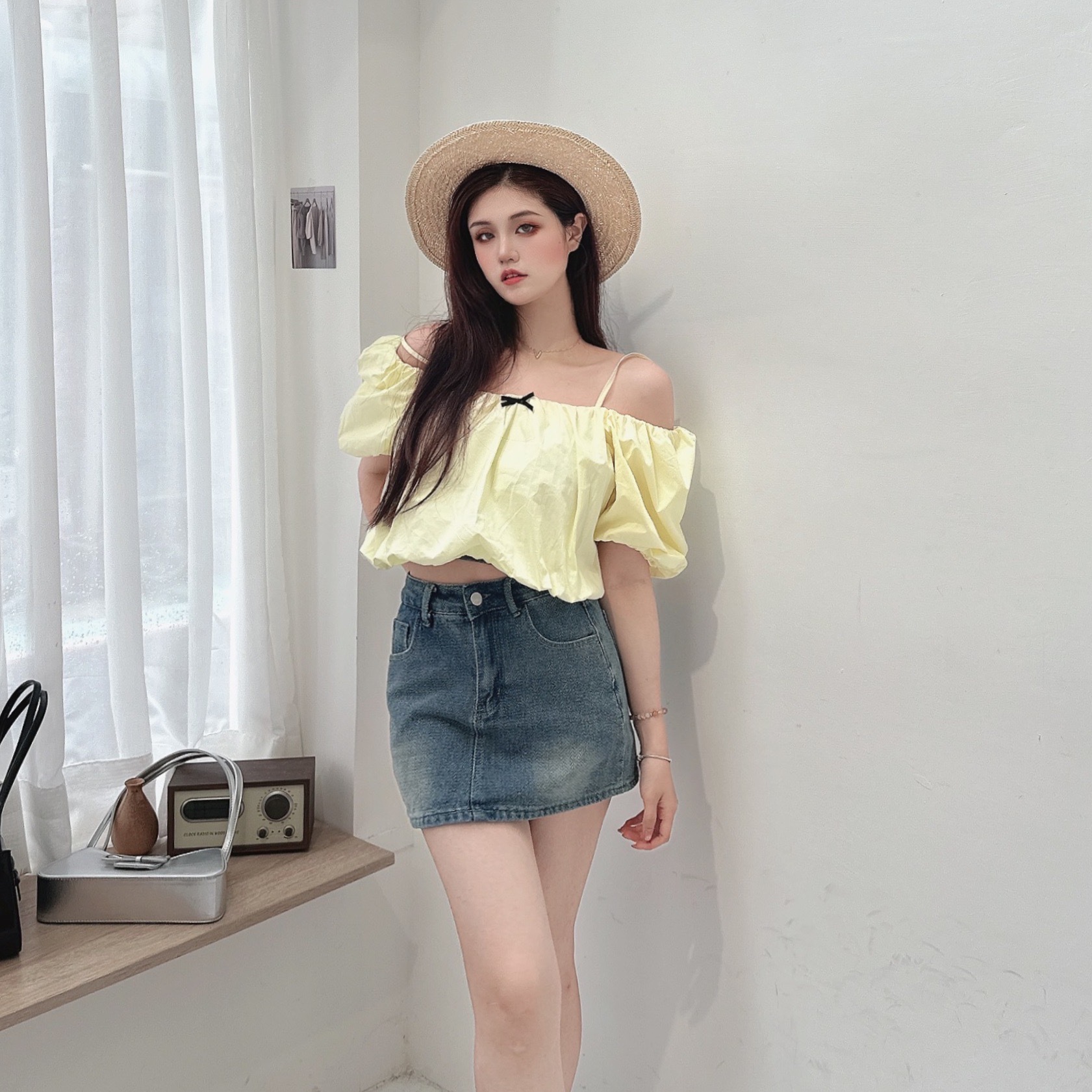 澎袖蝴蝶結平口上衣/二色