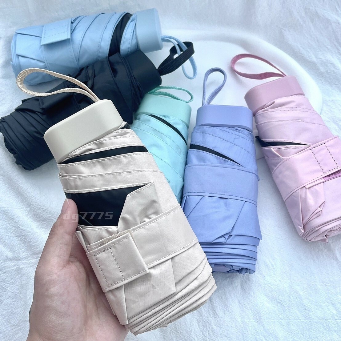 #現貨 < 雨季必備 > 口袋隨身雨傘 mini傘