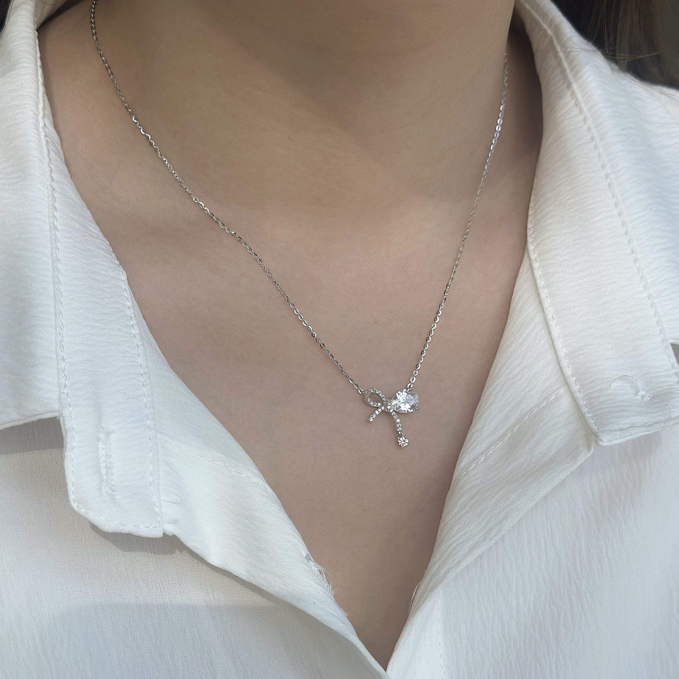 J42【輕奢】排鑽鋯石蝴蝶結小垂吊純銀鎖骨鏈