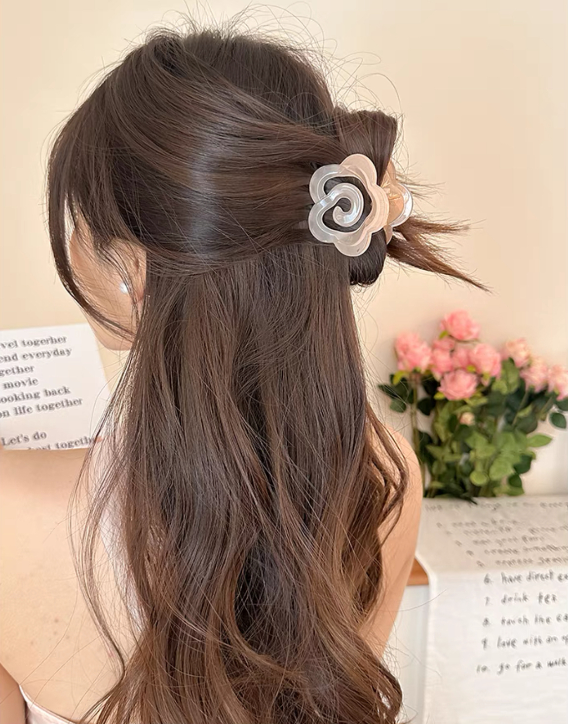 [3 FOR RM10] Champagne Simple Elegant Camellia Heart Hair Claw