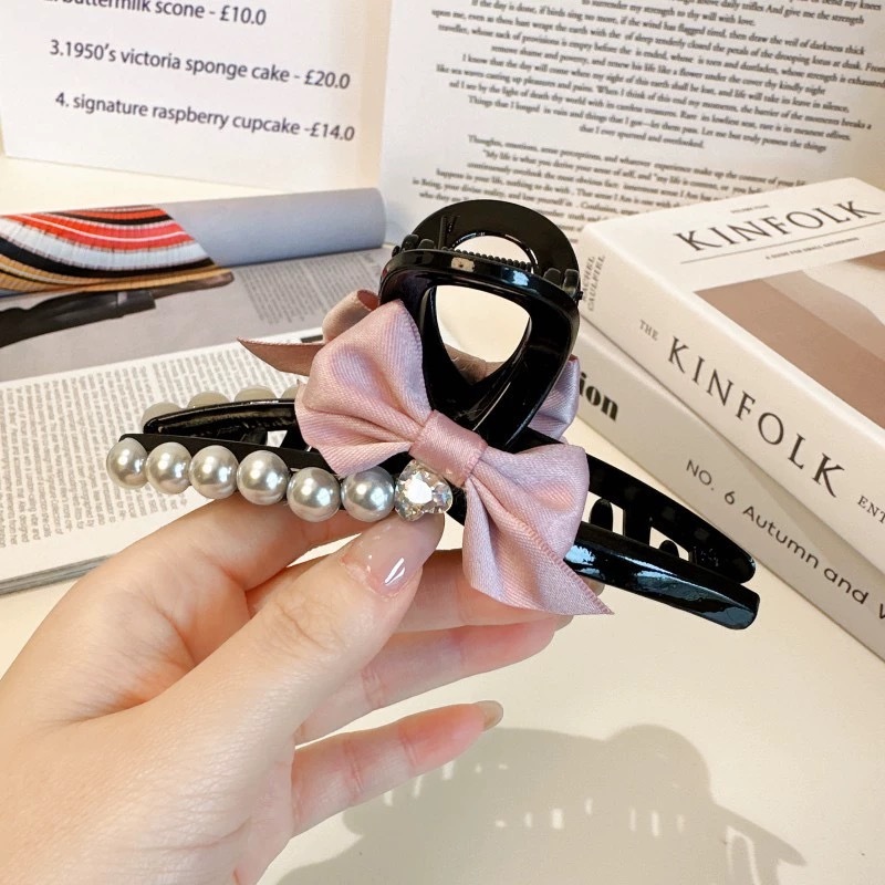 Pinky Ribbon with Pearl Extra-Large Hair Claw