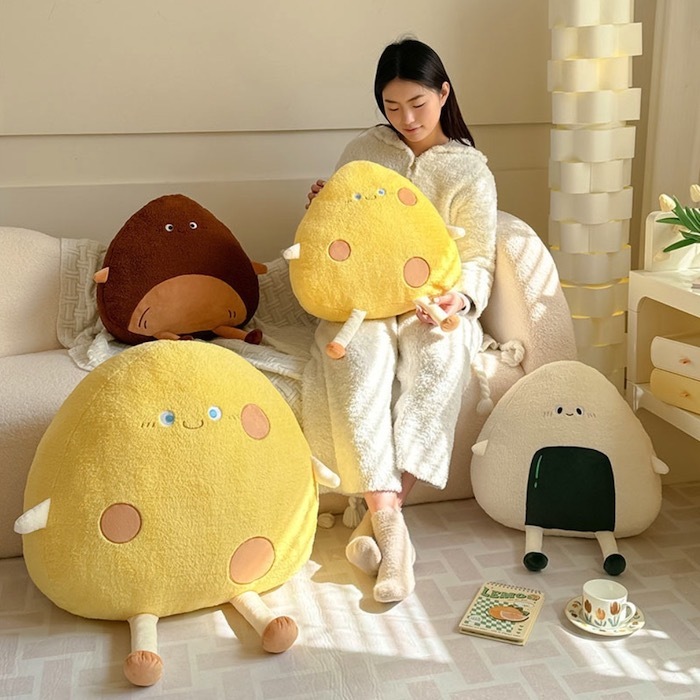 《61896》奶油風飯糰起士栗子大抱枕