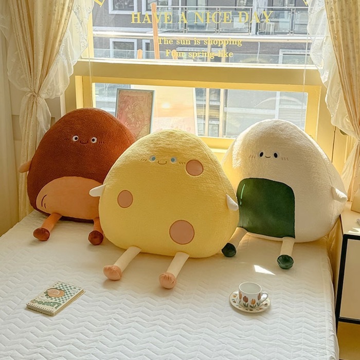 《61896》奶油風飯糰起士栗子大抱枕