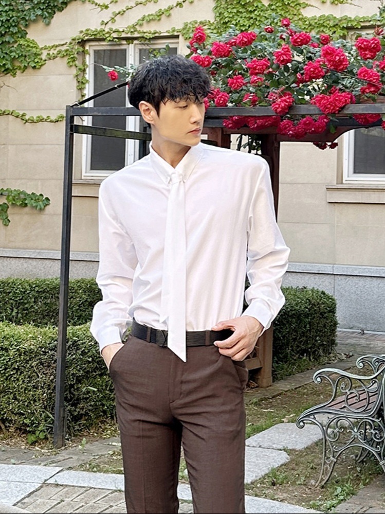 浪漫領帶長袖襯衫