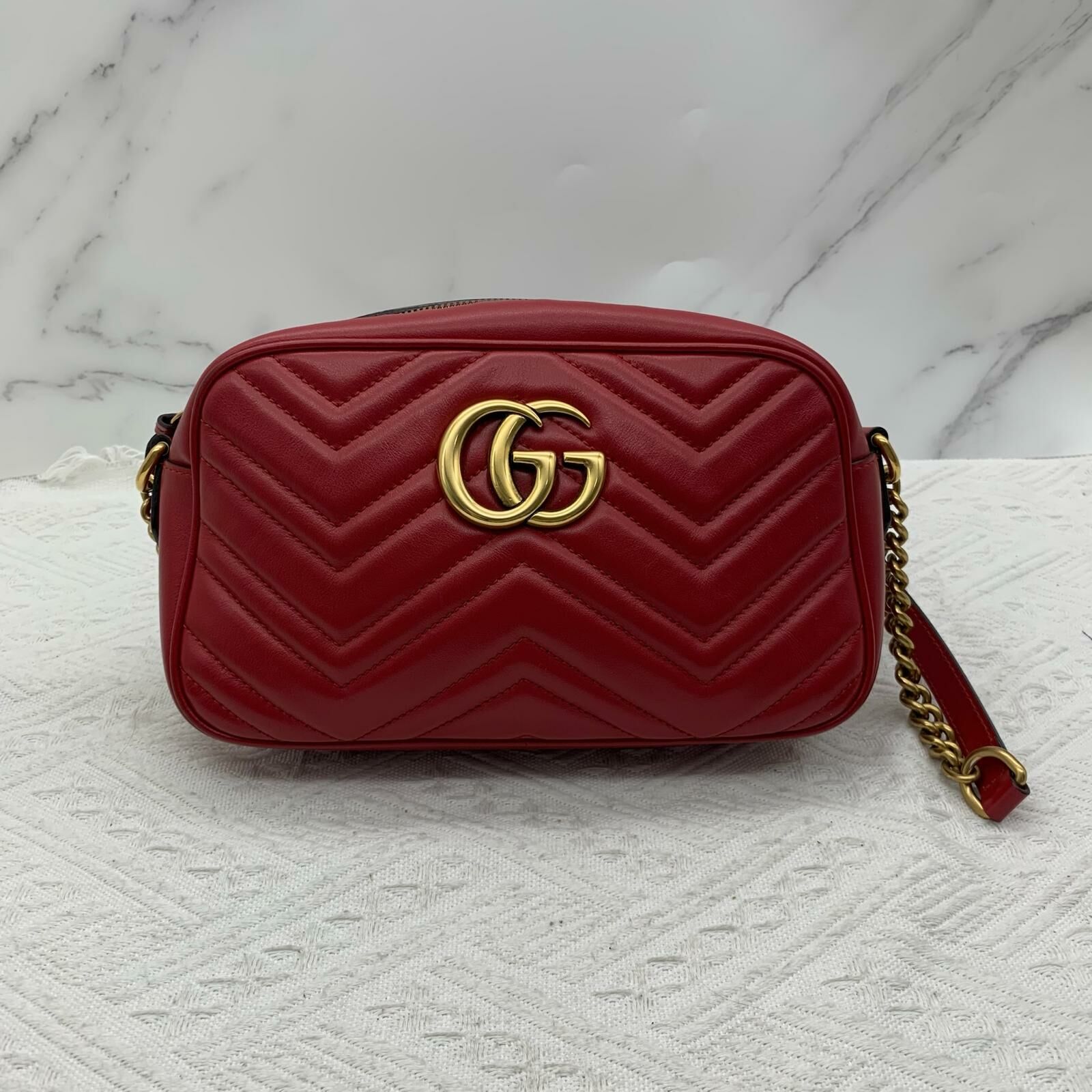 Gucci small gg marmont camera bag (red)