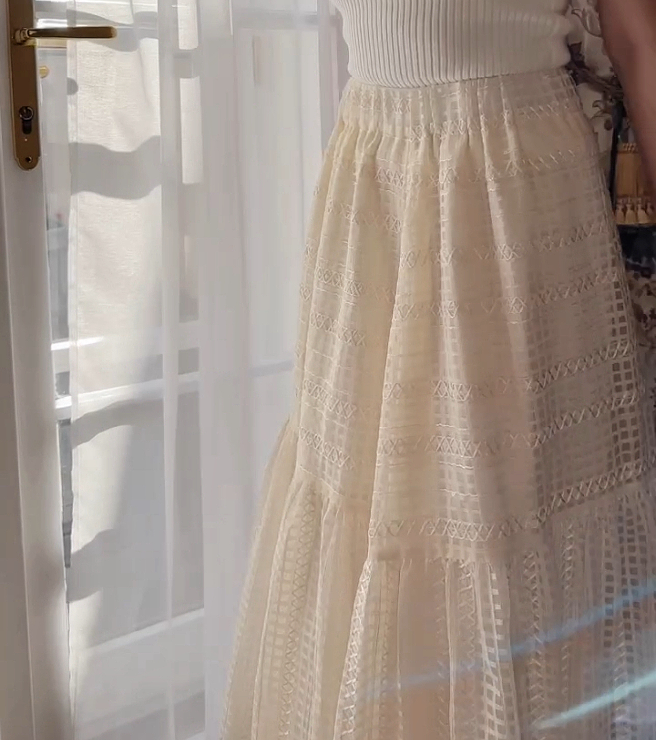 *MADE BY BJ2 SERIES* THE WAFFLE CHECKED CREAMY FULL SKIRT 2023