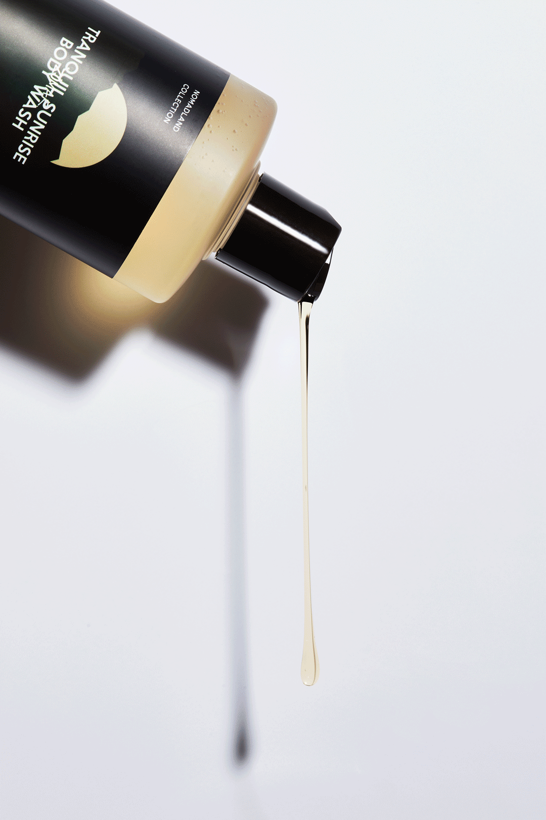 日初煦山沐浴露