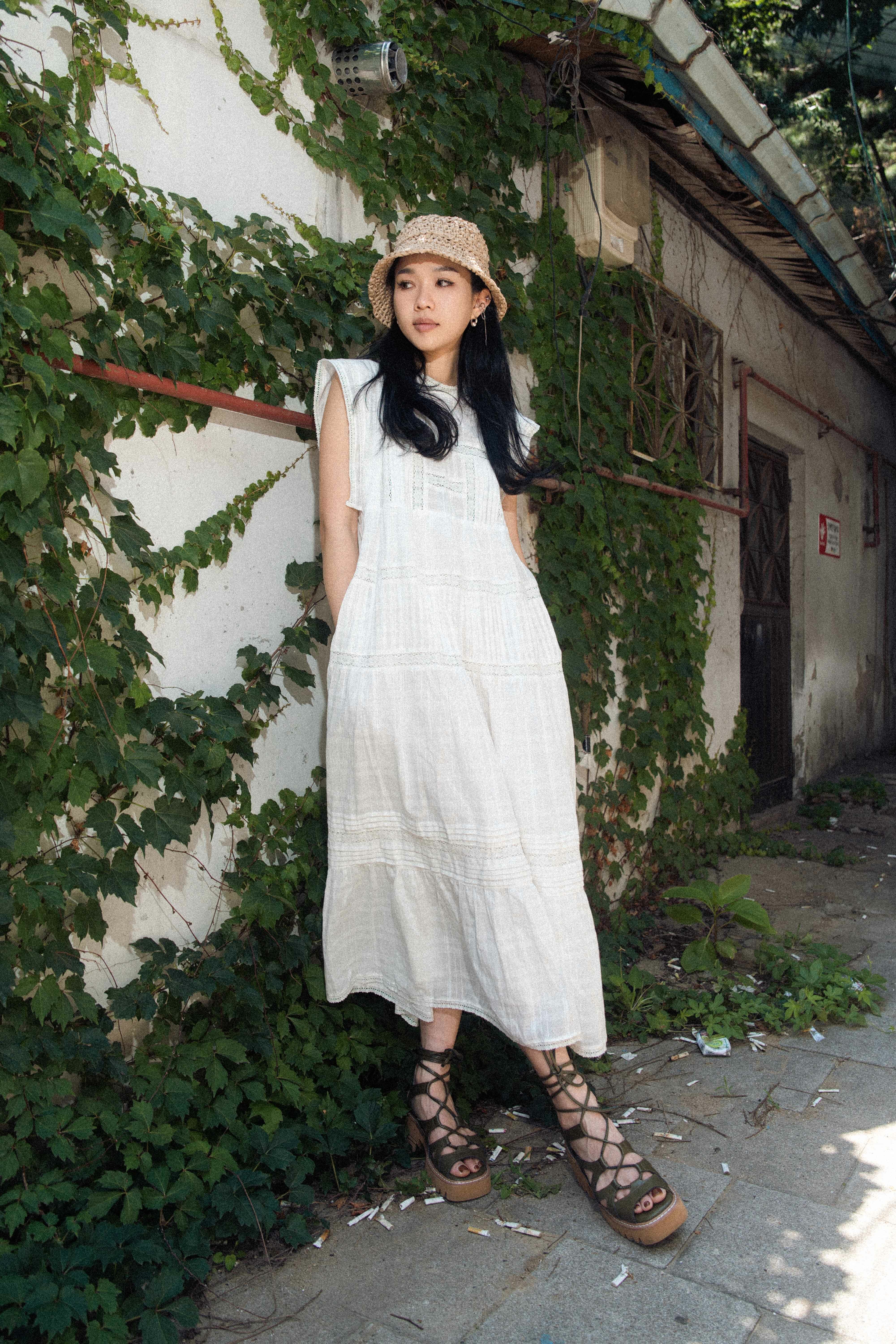 造型 1042（連身裙＋帽）