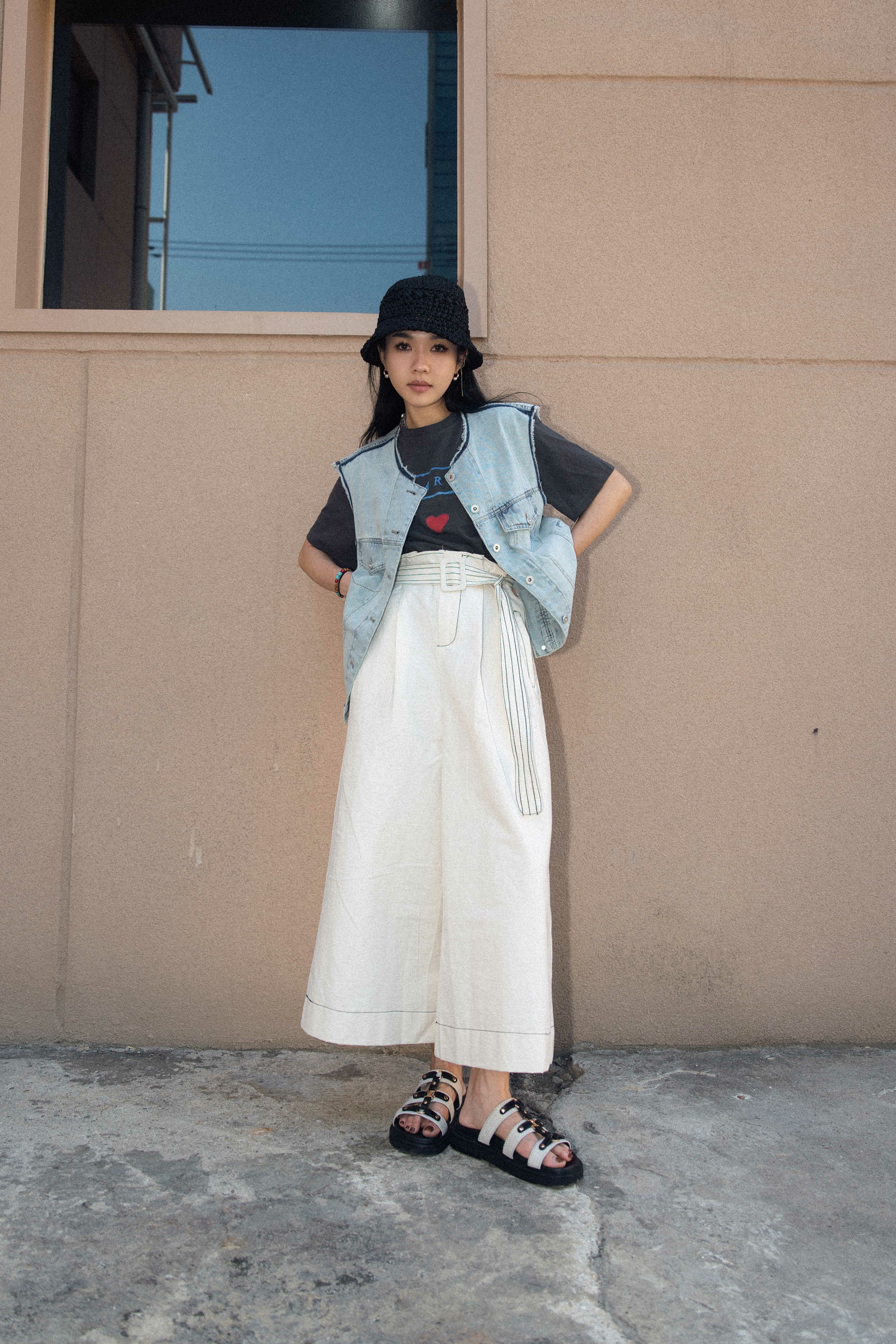 造型 1047（背心＋上衣＋長褲）