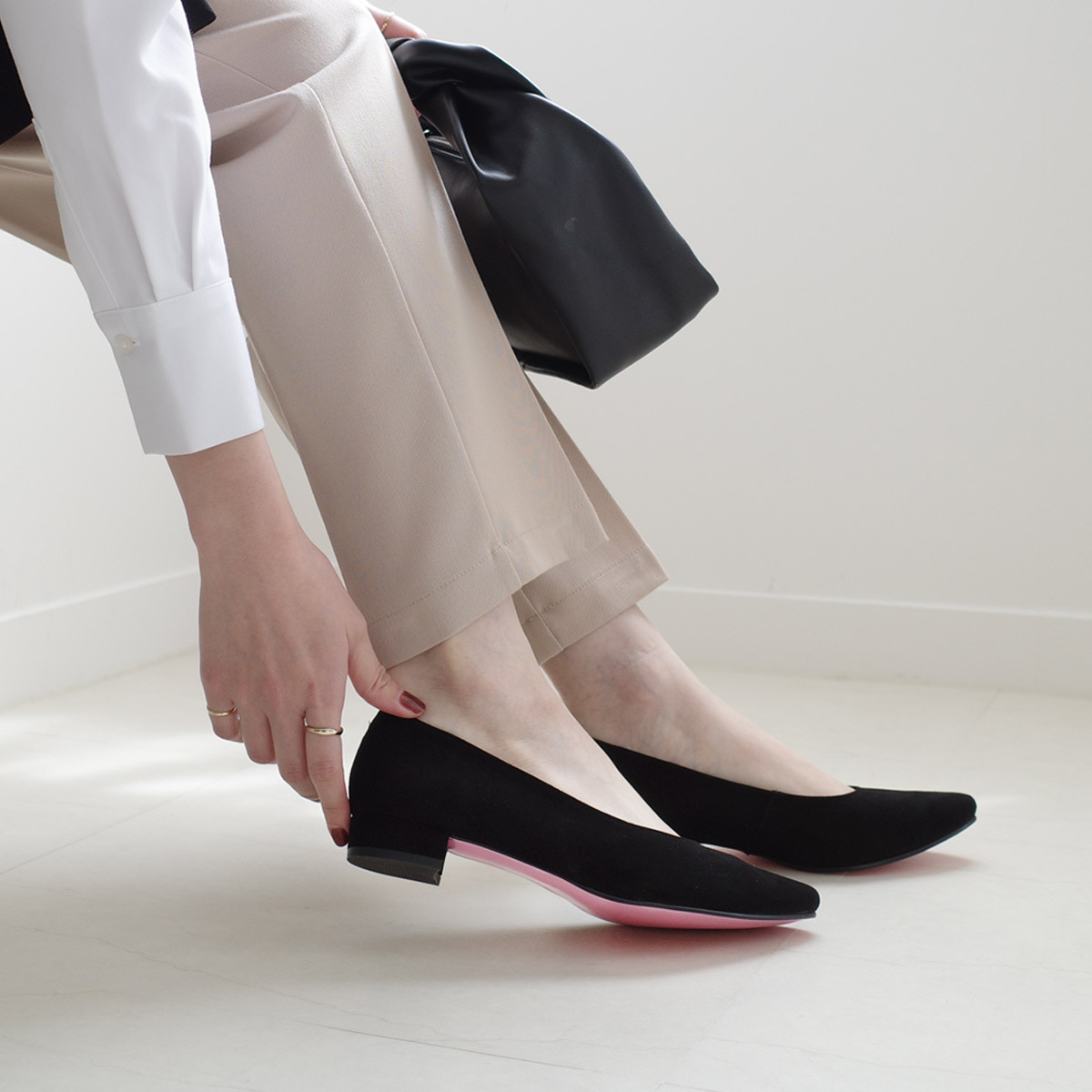 Point nine日本製真皮女用低調粉色鞋底尖頭高跟鞋2公分