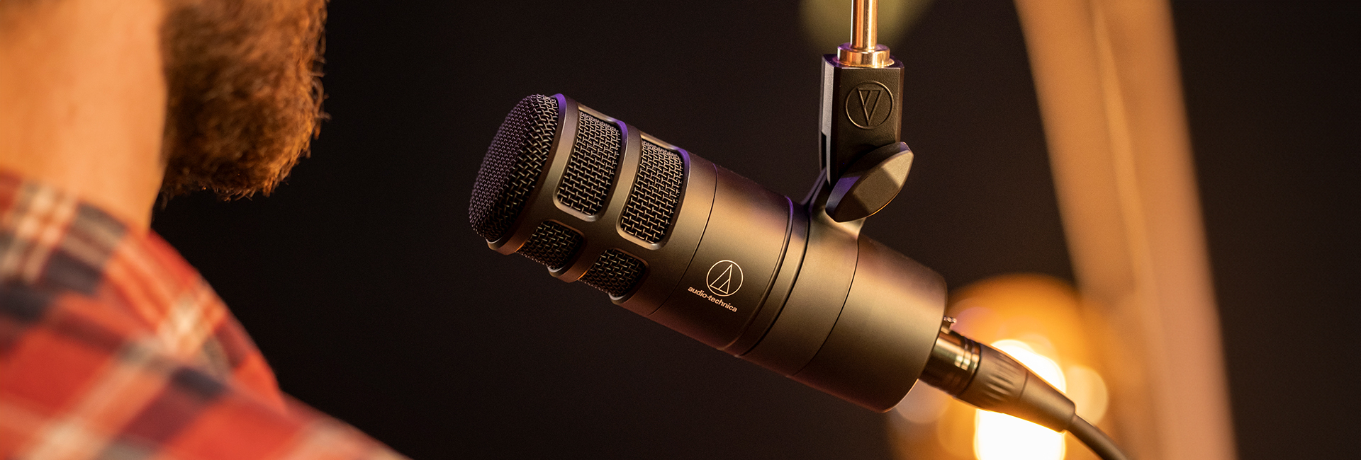 img src="Audio-Technica-AT2040CP-Microphone-Pack.jpg" alt="Audio-Technica-AT2040CP-Microphone-Pack.jpg"